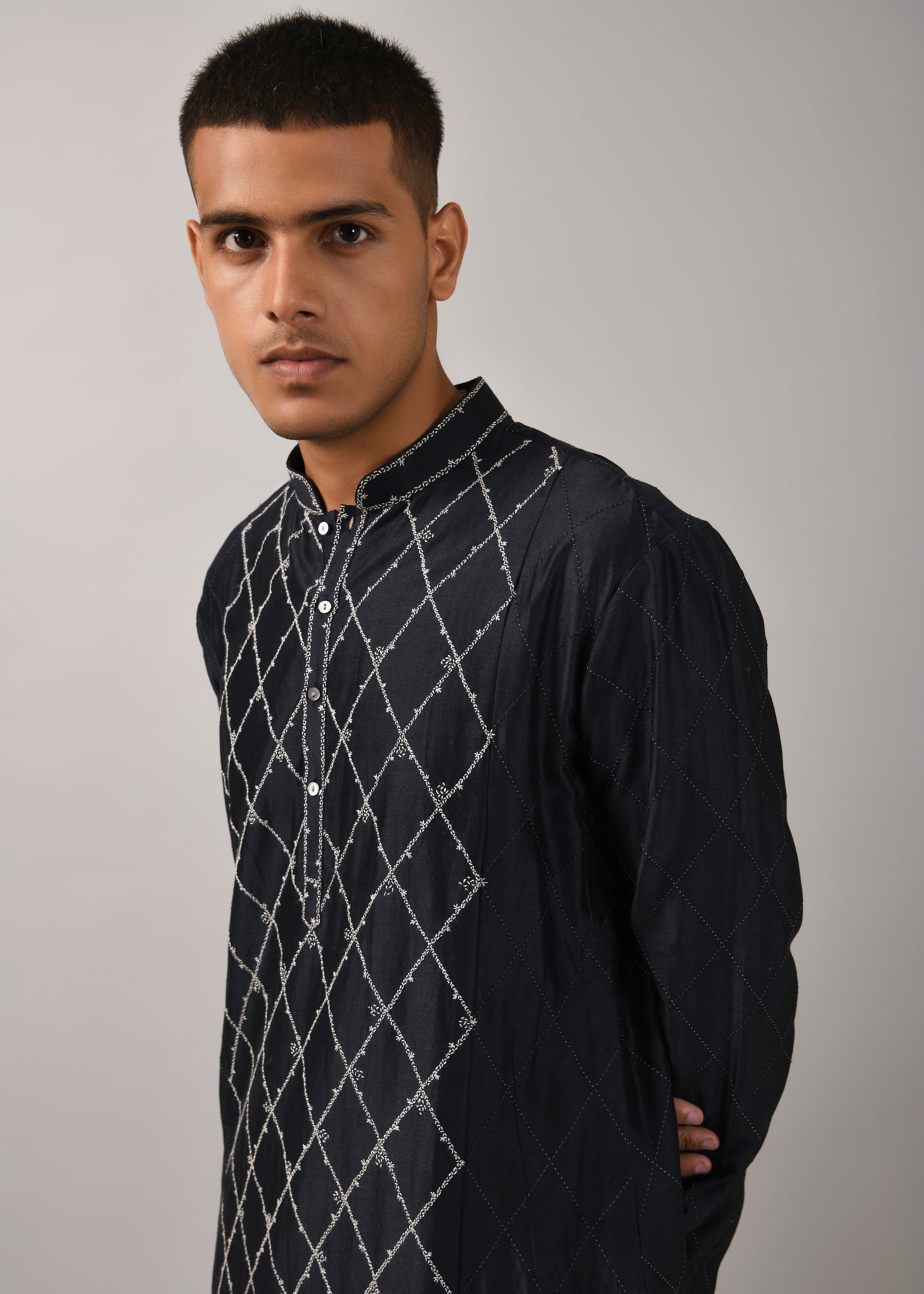 COUNTRYMADE Kurtas Diamond Embroidered Kurta Set kurta bleu marine chanderi