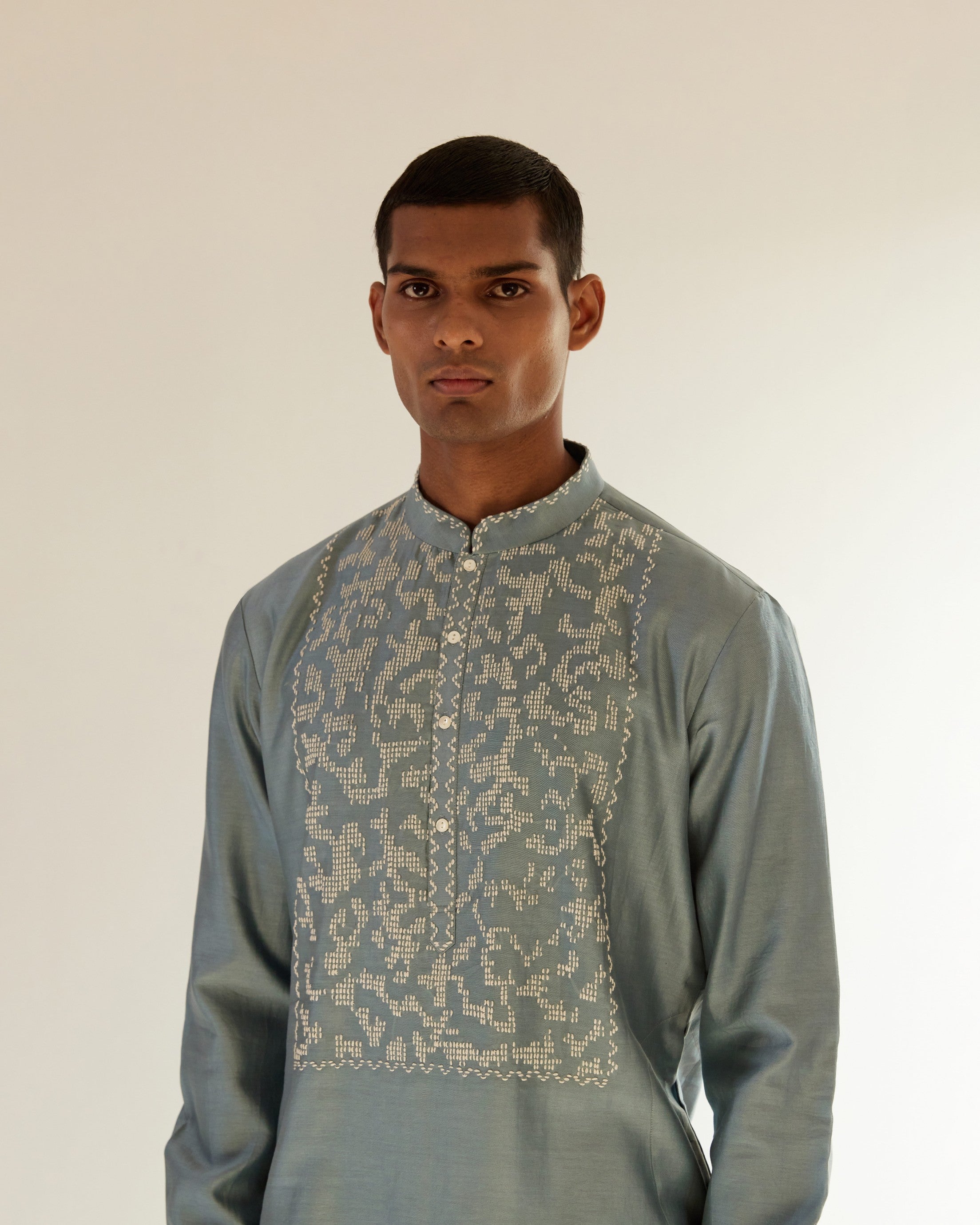 COUNTRYMADE Kurtas Camo-Block Yoke Embroidery Kurta Set kurta bleu poudré