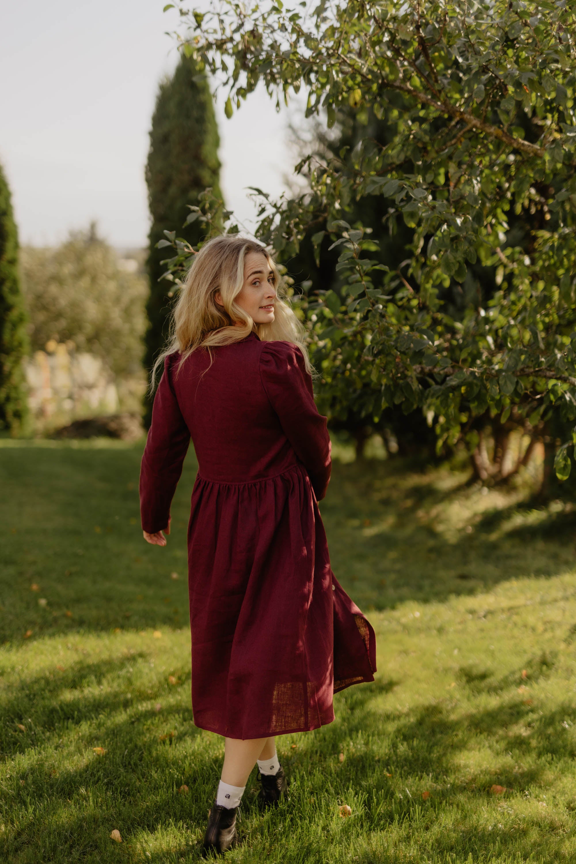 Laumė linen Linen Dresses Gužė mama robe en lin bleu profond S