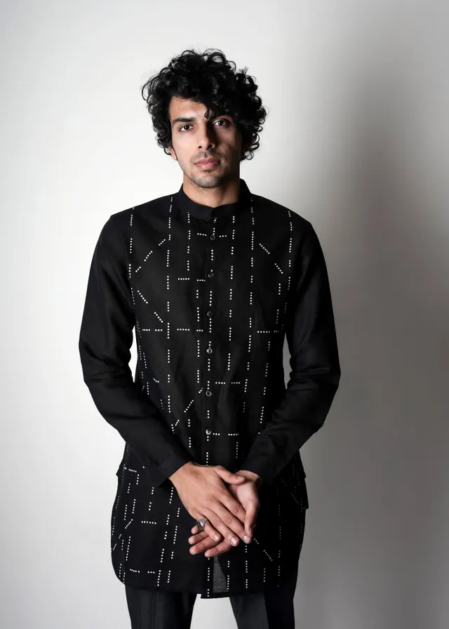 COUNTRYMADE Kurtas Fuselage Short Kurta kurta court noir en lin brodé