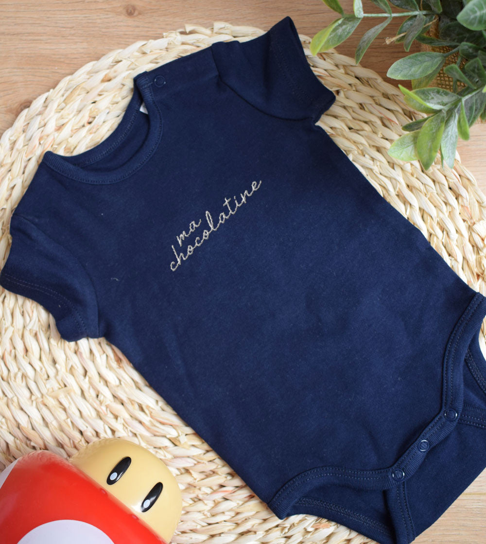 Juste Un T-shirt Bébé Body bébé brodé Ma chocolatine blanc 0-3 mois