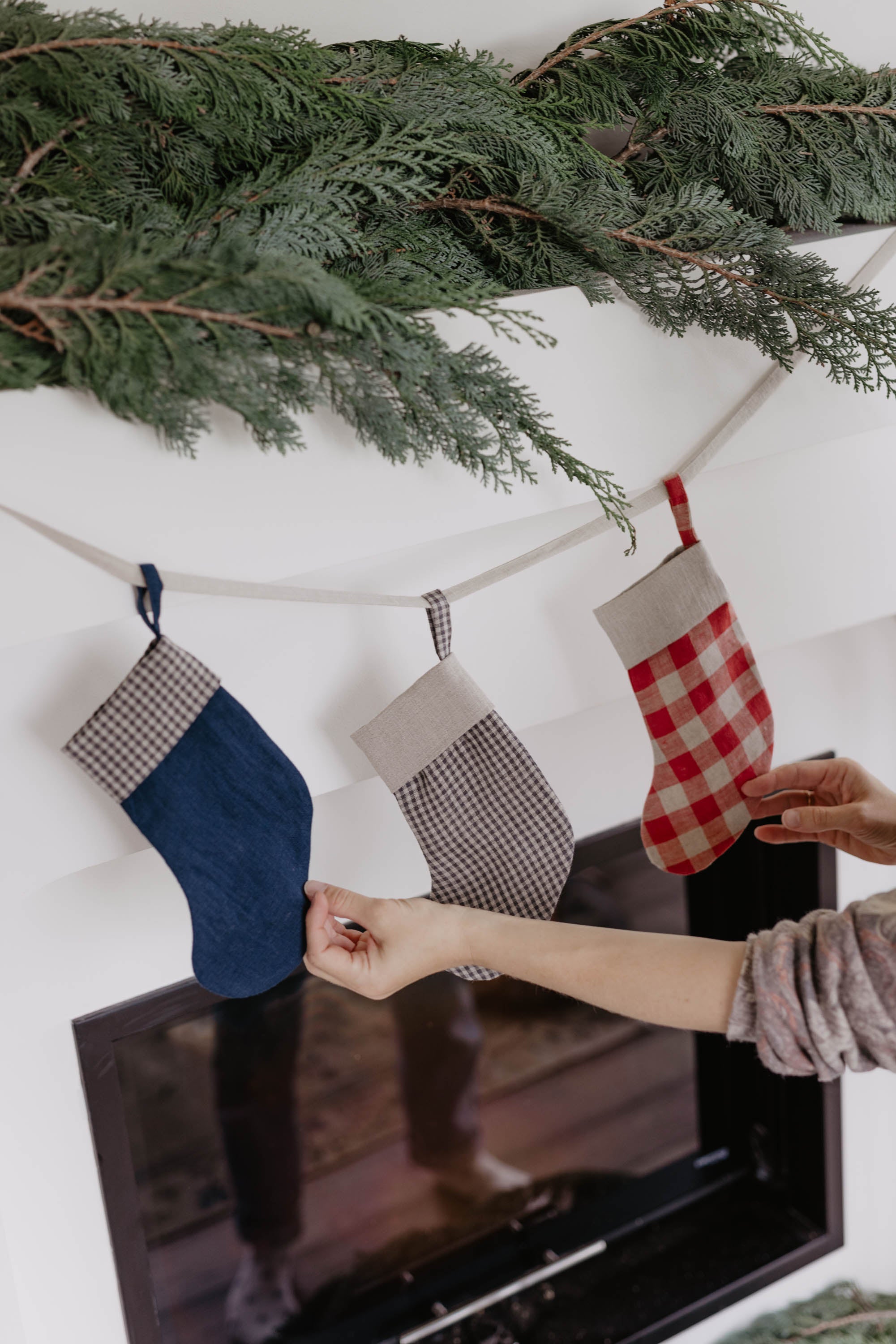 Laumė linen Christmas Linen guirlande de chaussettes de Noël Evergreen Joy lin