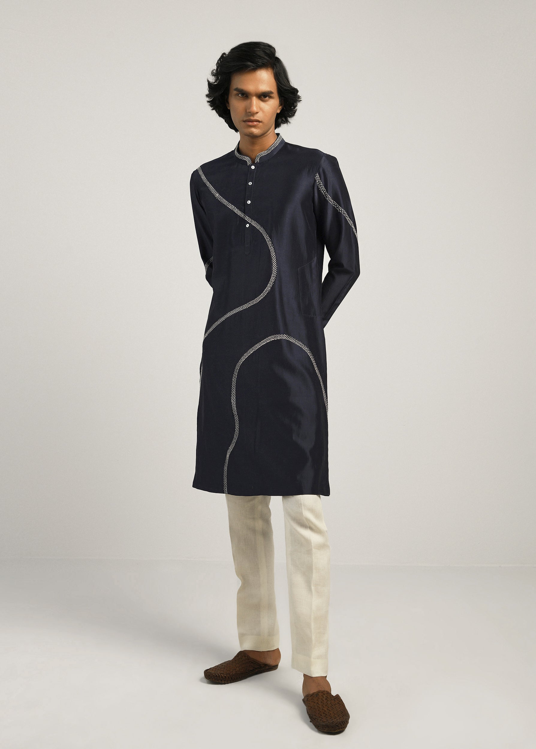 COUNTRYMADE Kurtas Coil Hand Embroidery Kurta Set ensemble kurta bleu marine brodé