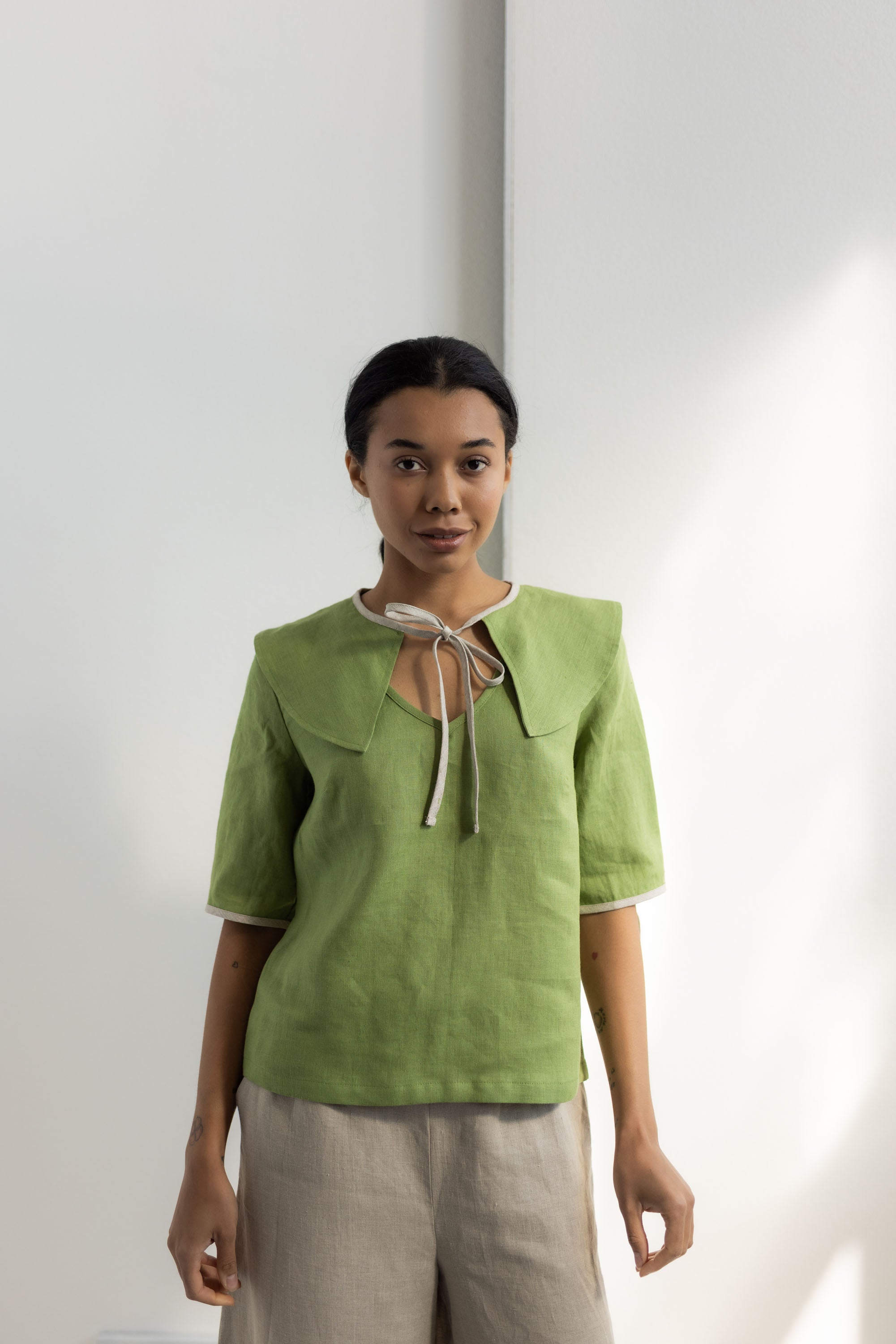 Laumė linen Linen Tops Willow haut en lin jaune soleil femme