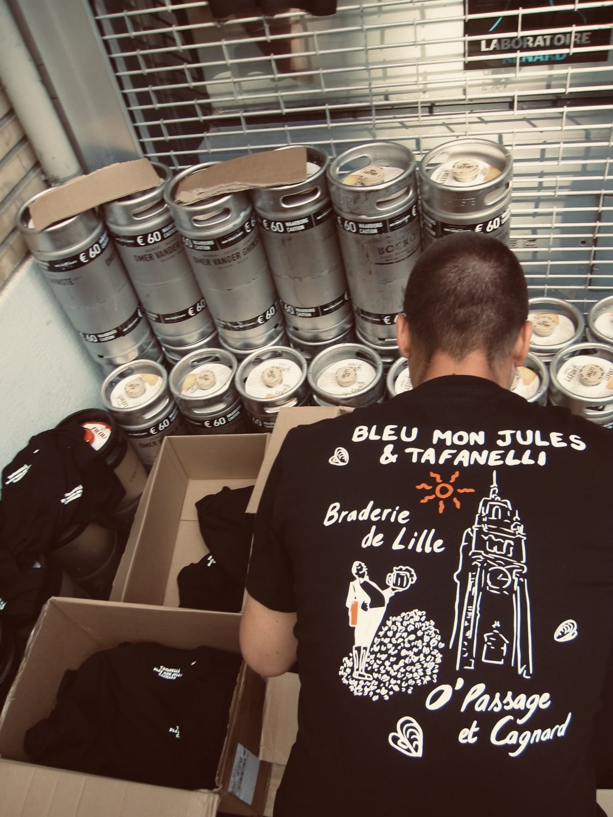 TAFANELLI T-Shirts LE BRADEUR t-shirt noir Braderie de Lille