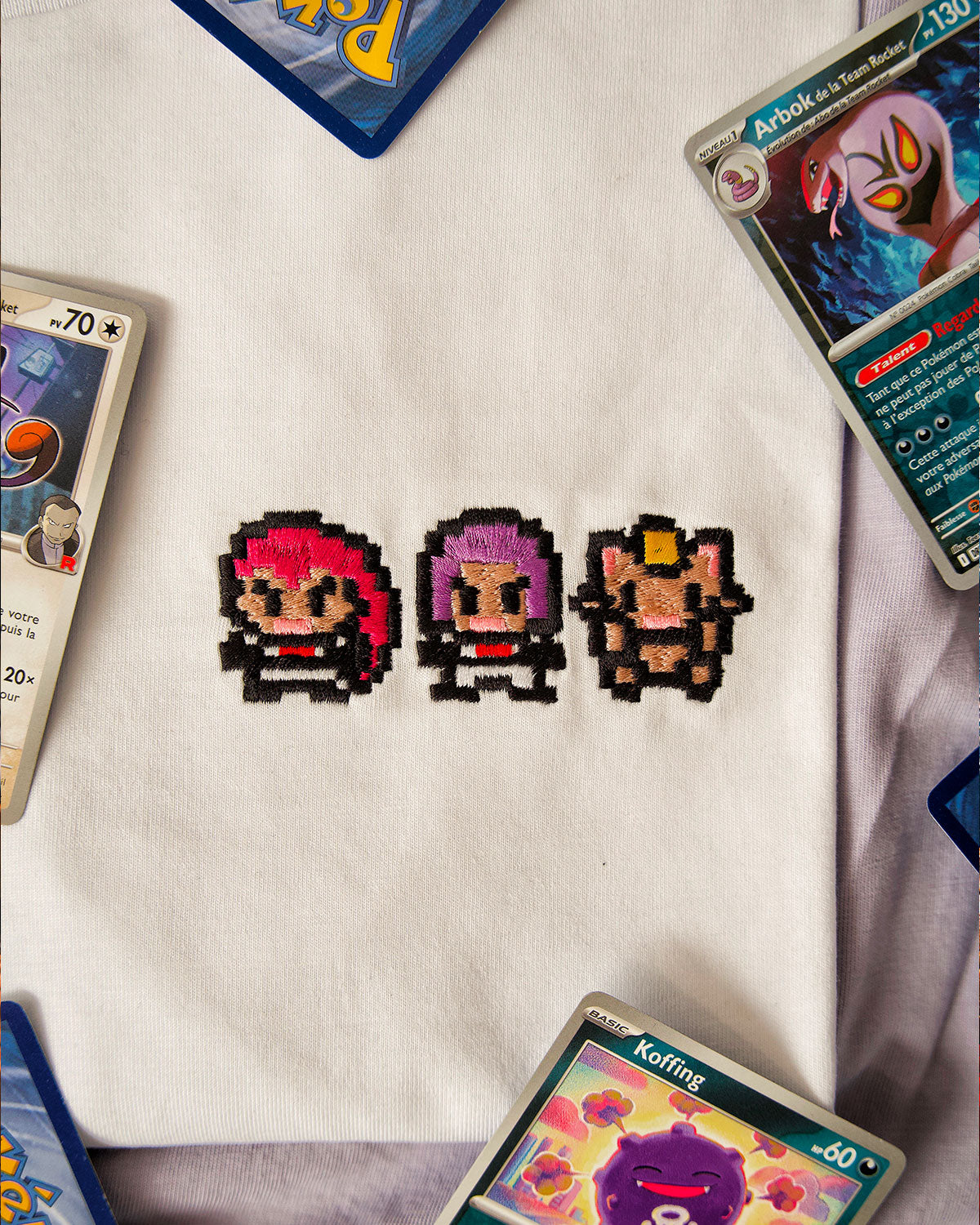 Juste Un T-shirt T-shirts Brodés Team Rocket t-shirt brodé blanc en coton biologique