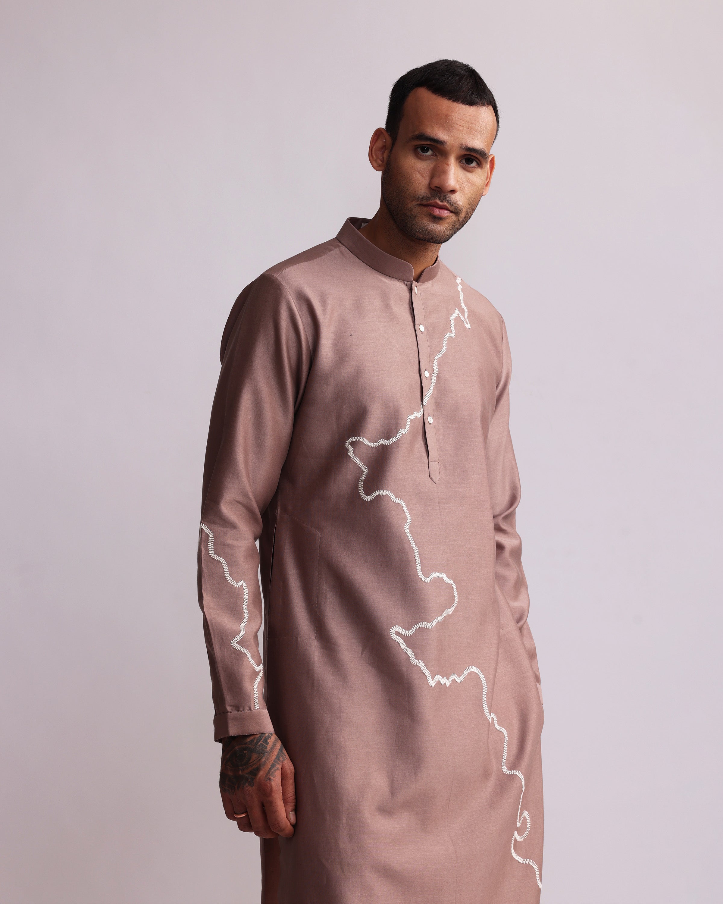 COUNTRYMADE Kurtas CONTOUR LINE EMBROIDERED KURTA SET ensemble kurta chanderi