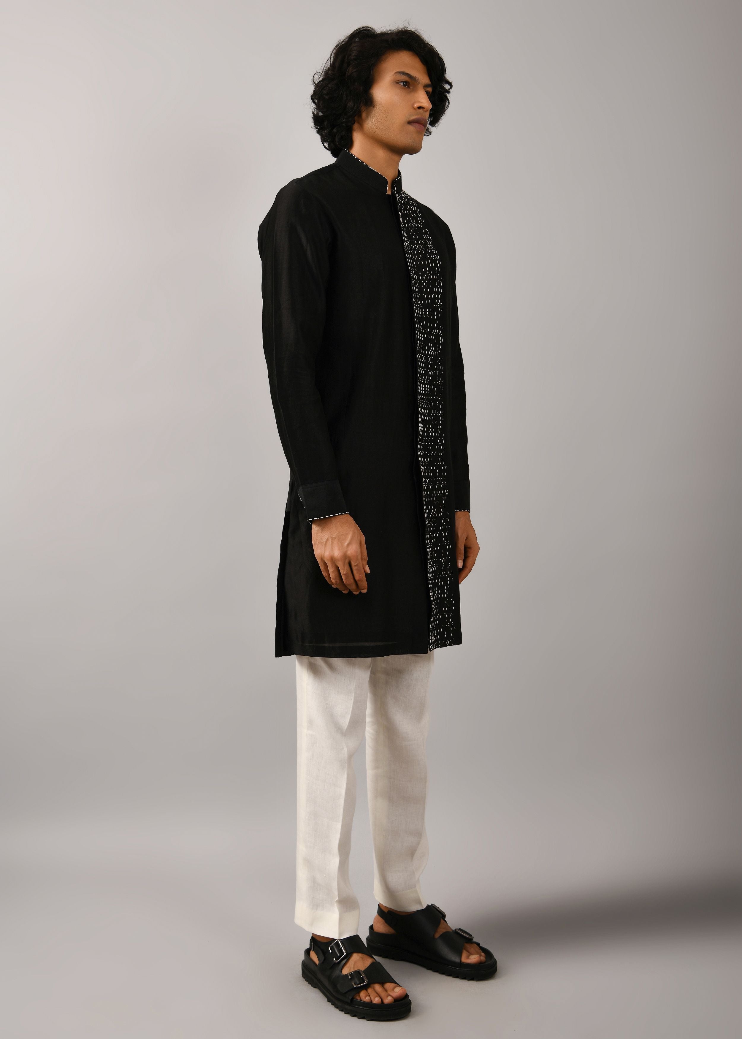 COUNTRYMADE Kurtas Black Morse Code Front Open Kurta noir brodé