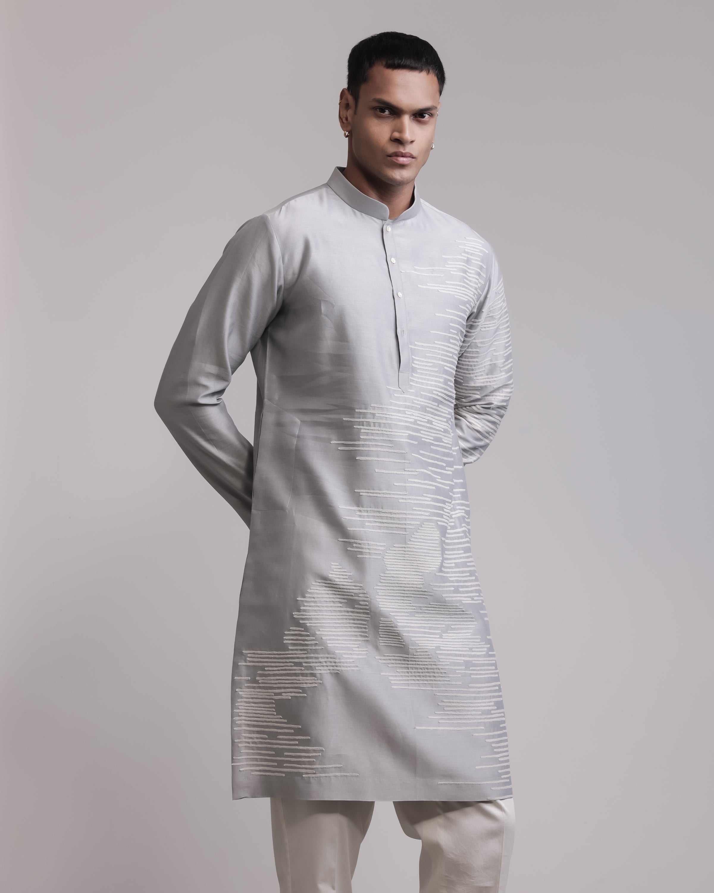 COUNTRYMADE Kurtas Frayed Memories Kurta Set ensemble kurta brodé