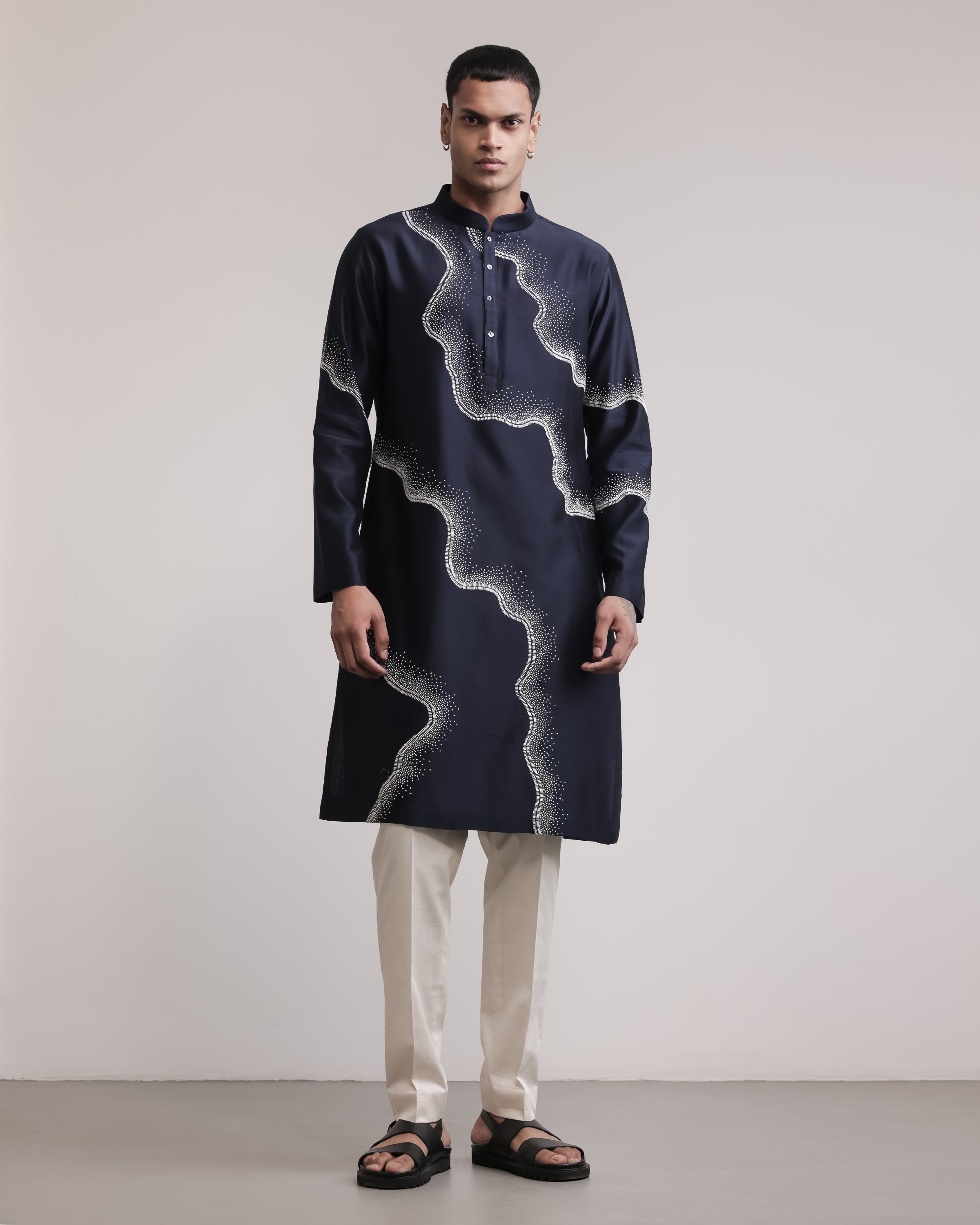 COUNTRYMADE Kurtas Halo Trail Embroidered Kurta Set kurta soie brodé