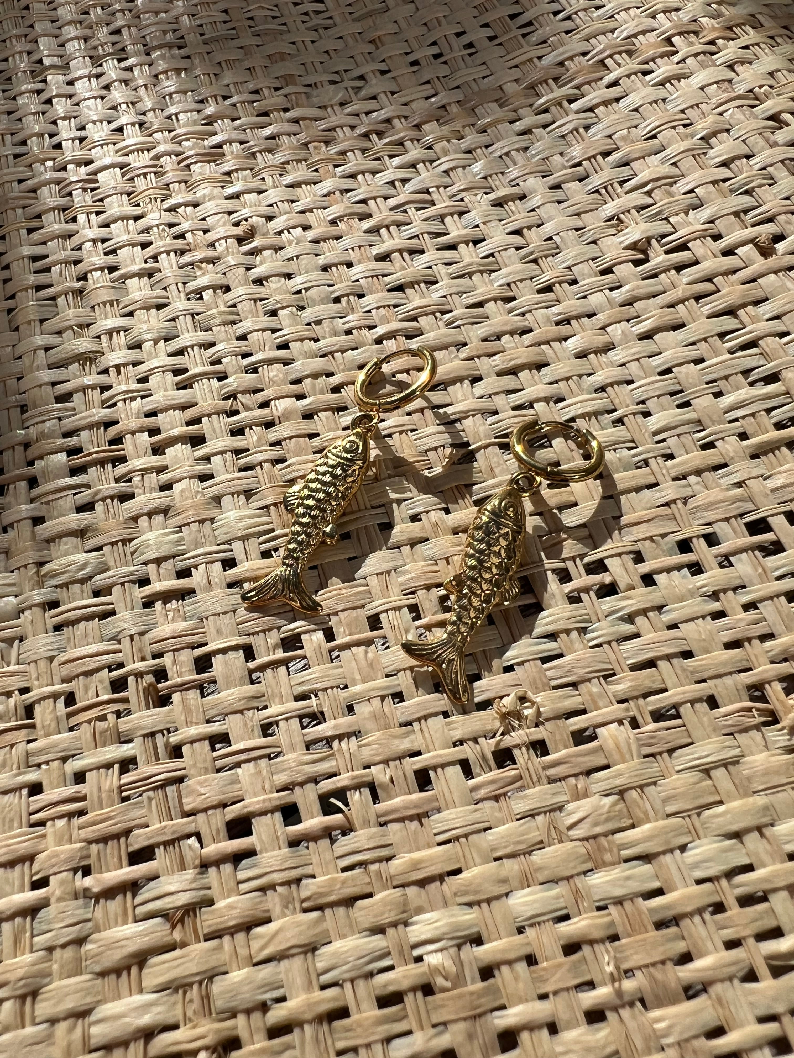 PANTRUCHE Boucles d'oreilles FISH poisson doré acier
