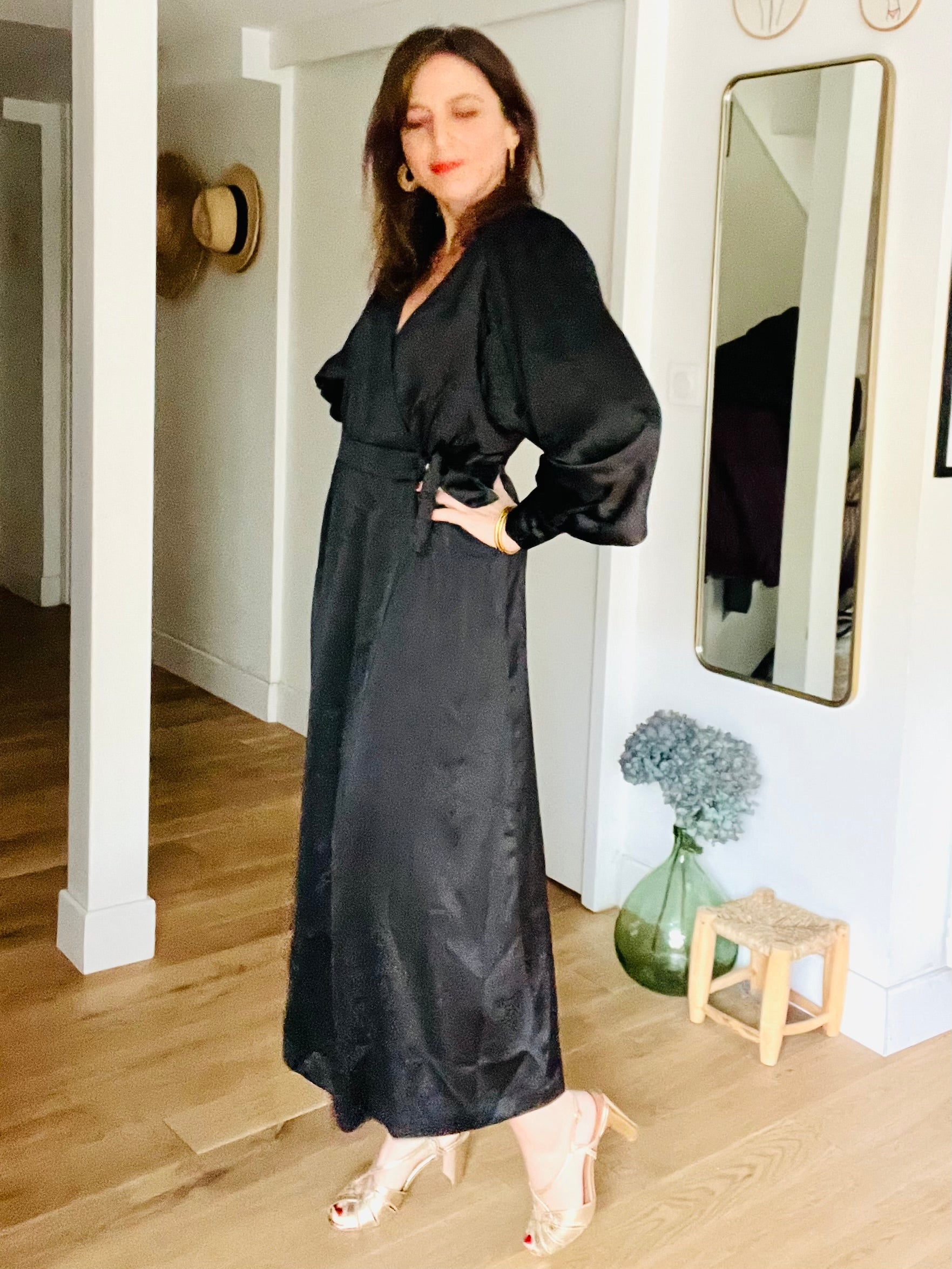 PANTRUCHE Robes Robe MINUIT noir robe longue portefeuille satinée