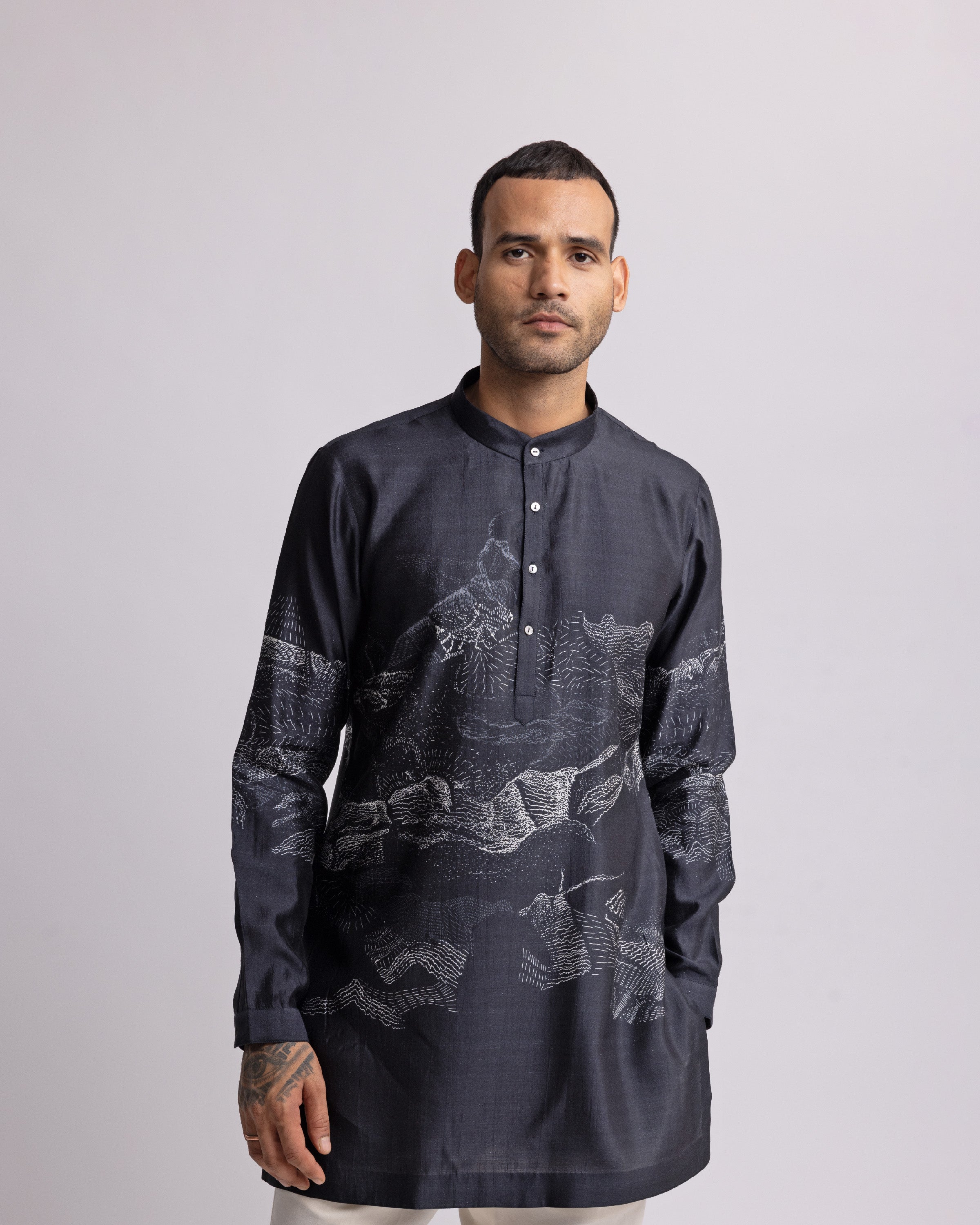 COUNTRYMADE Kurtas DUNKIRK PRINTED KURTA kurta en soie imprimée noire