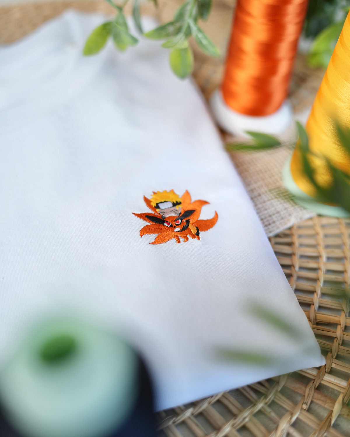 Juste Un T-shirt T-shirts Brodés T-shirt brodé Renard à 9 Queues blanc
