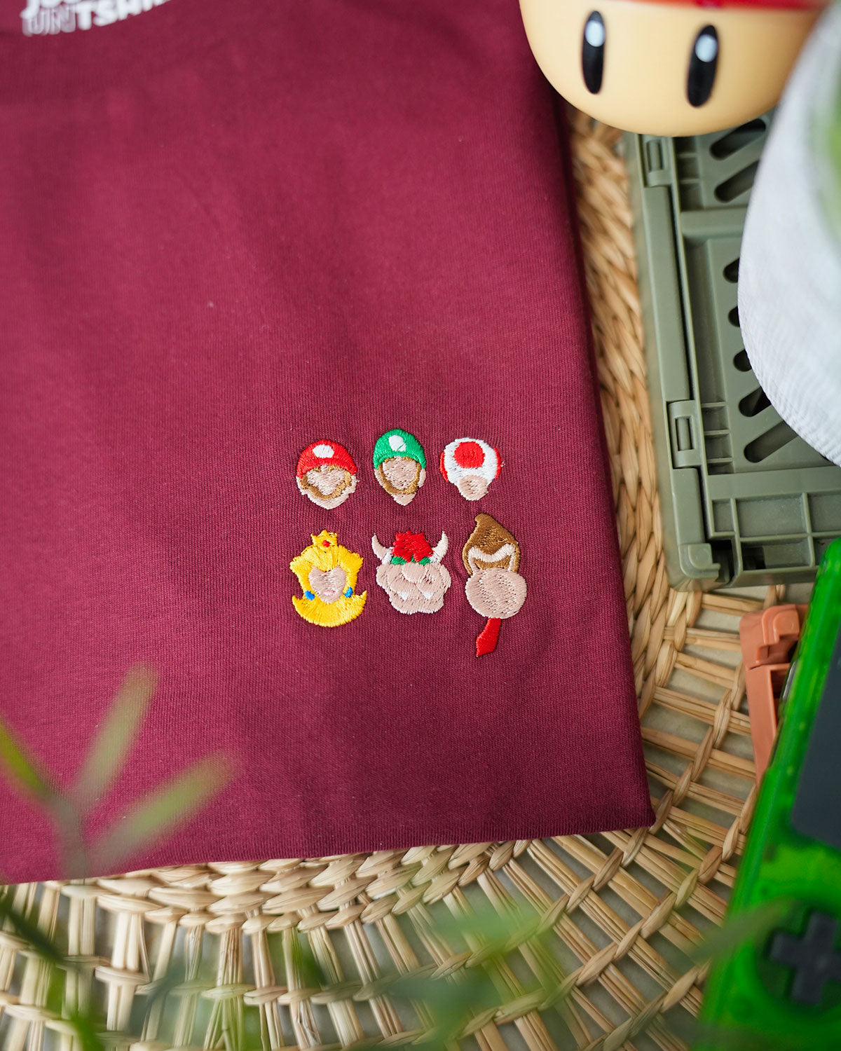 Juste Un T-shirt T-shirts Brodés Univers Mario T-shirt brodé jeu vidéo