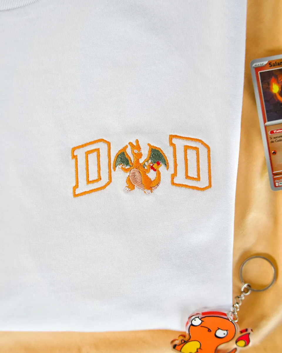 Juste Un T-shirt T-shirts Brodés Papa Dracaufeu T-shirt brodé blanc coton bio