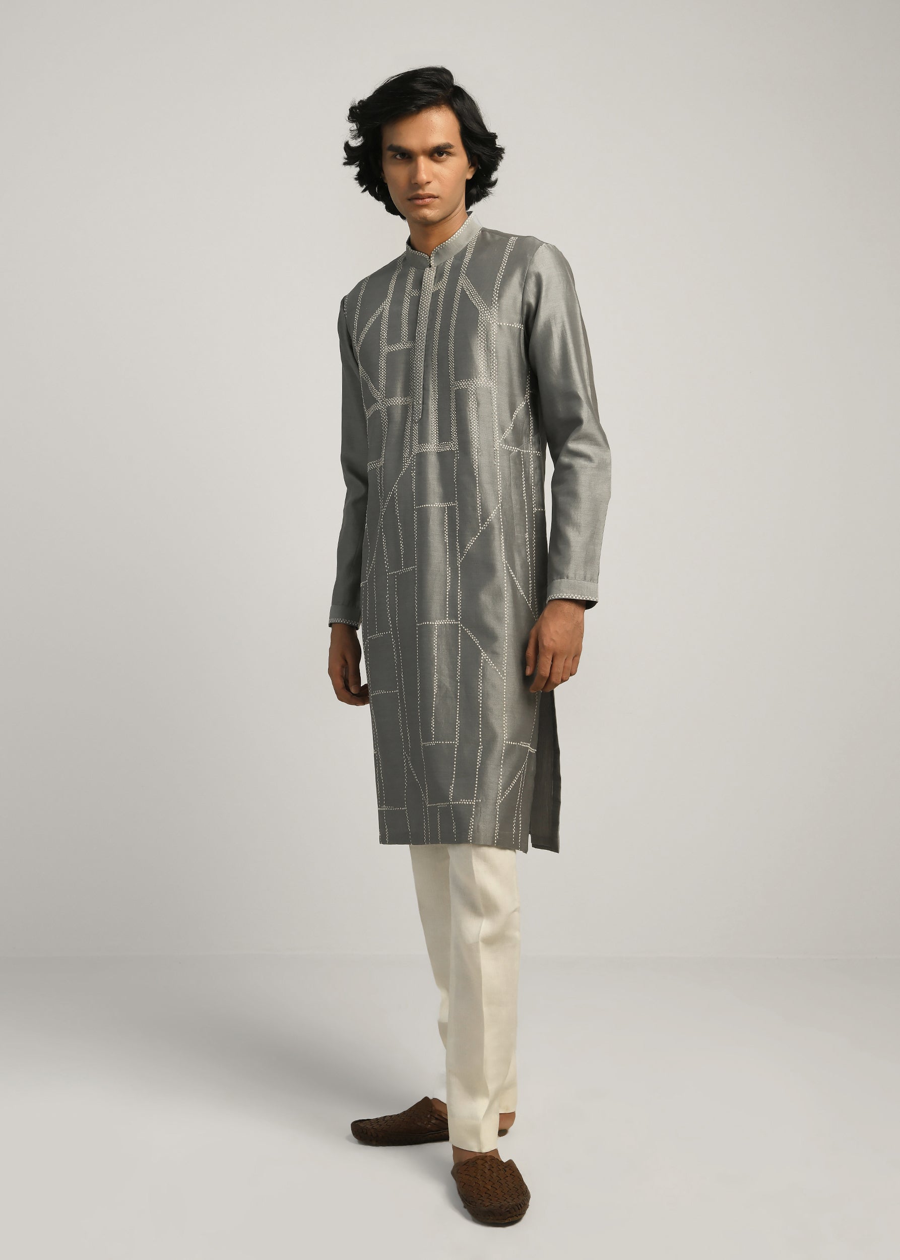 COUNTRYMADE Kurtas Fuselage Hand Emb Kurta Set kurta gris fumée Chanderi