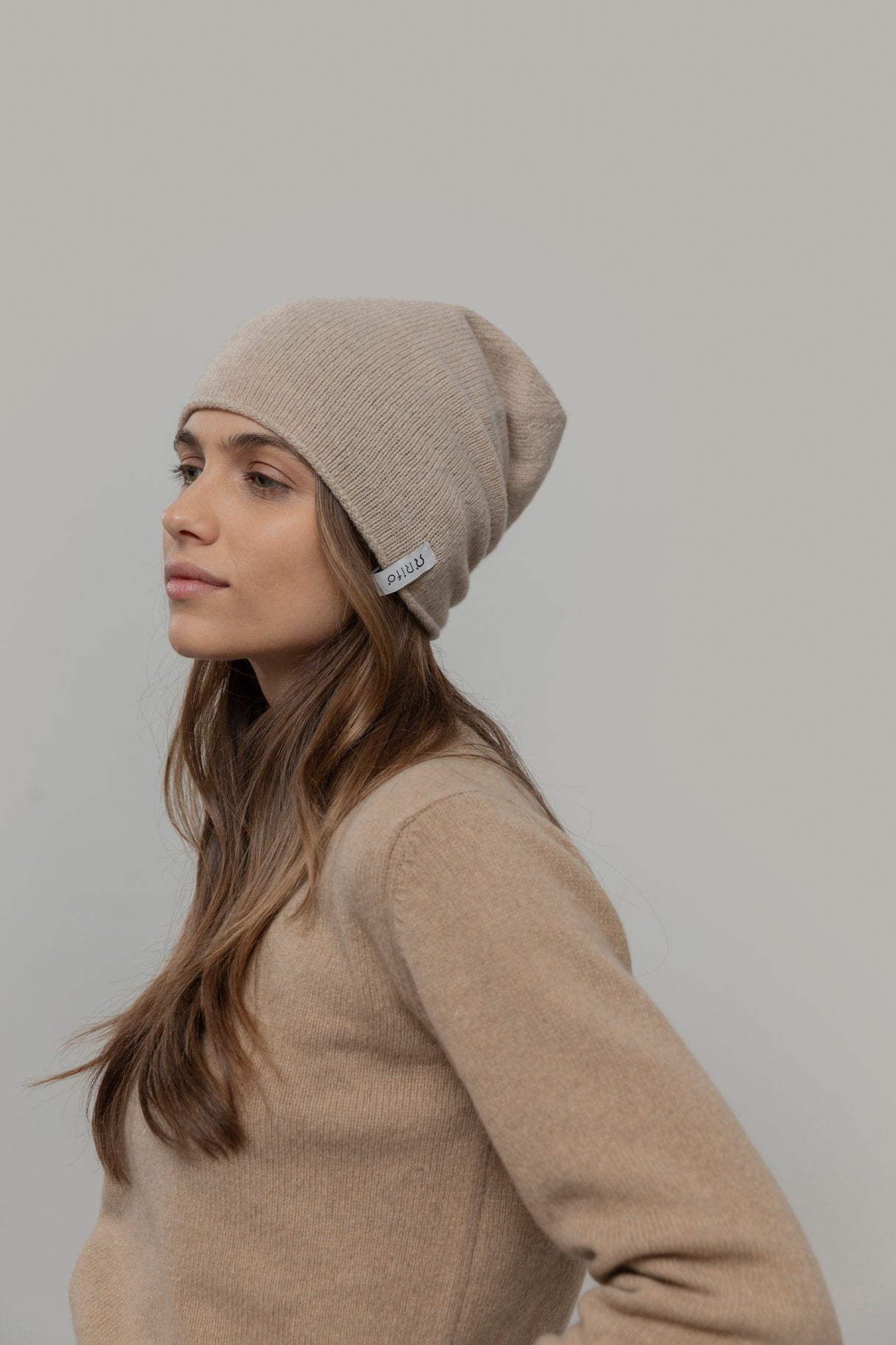 Sourire Multicolore Bonnets Frank bonnet beige laine recyclée