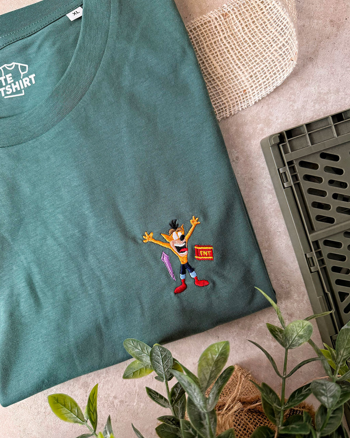 Juste Un T-shirt T-shirts Brodés Crash bandicoot t-shirt brodé coton bio