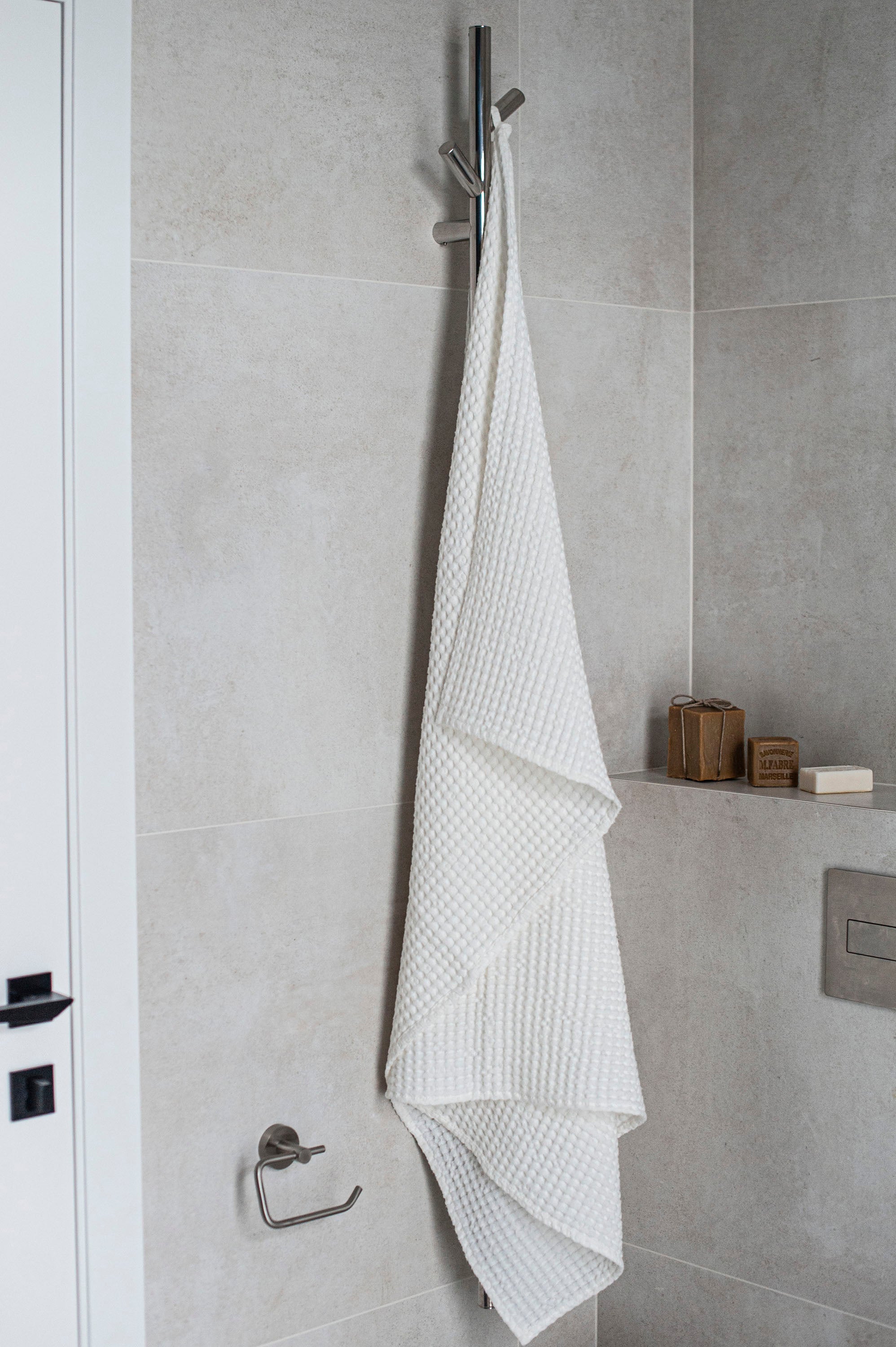 Laumė linen Home Edit Waffle linen bath towel serviette de bain gaufrée lin coton Creamy White