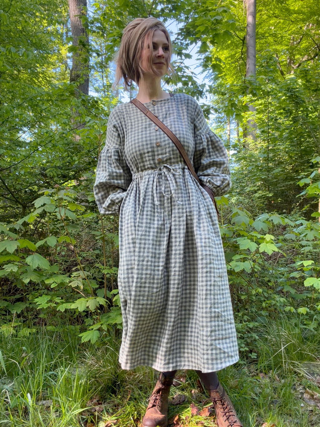 Laumė linen Linen Dresses Rugilė robe en lin à carreaux