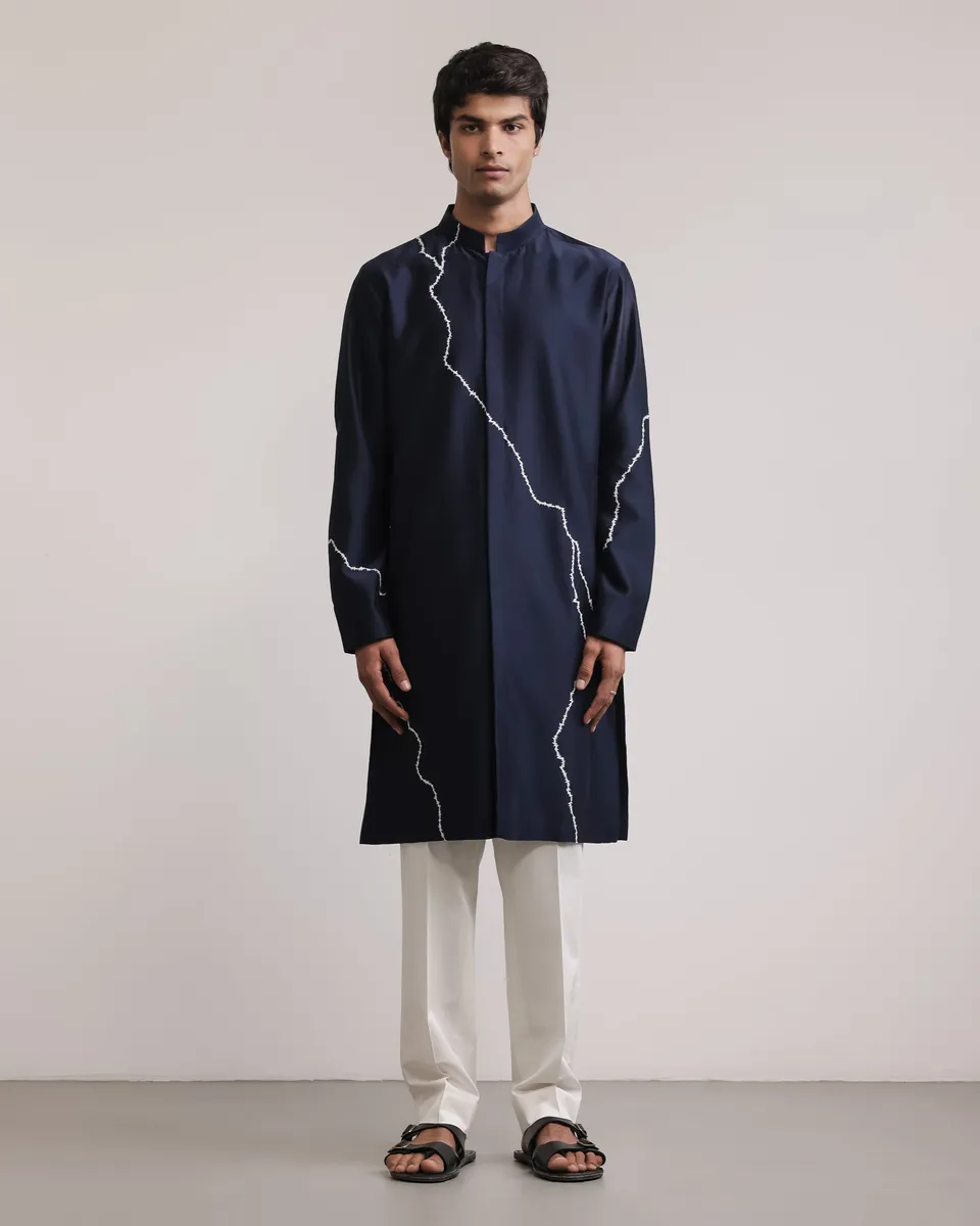 COUNTRYMADE Kurtas Fractured Lines Front-Open Kurta Set ensemble kurta brodé