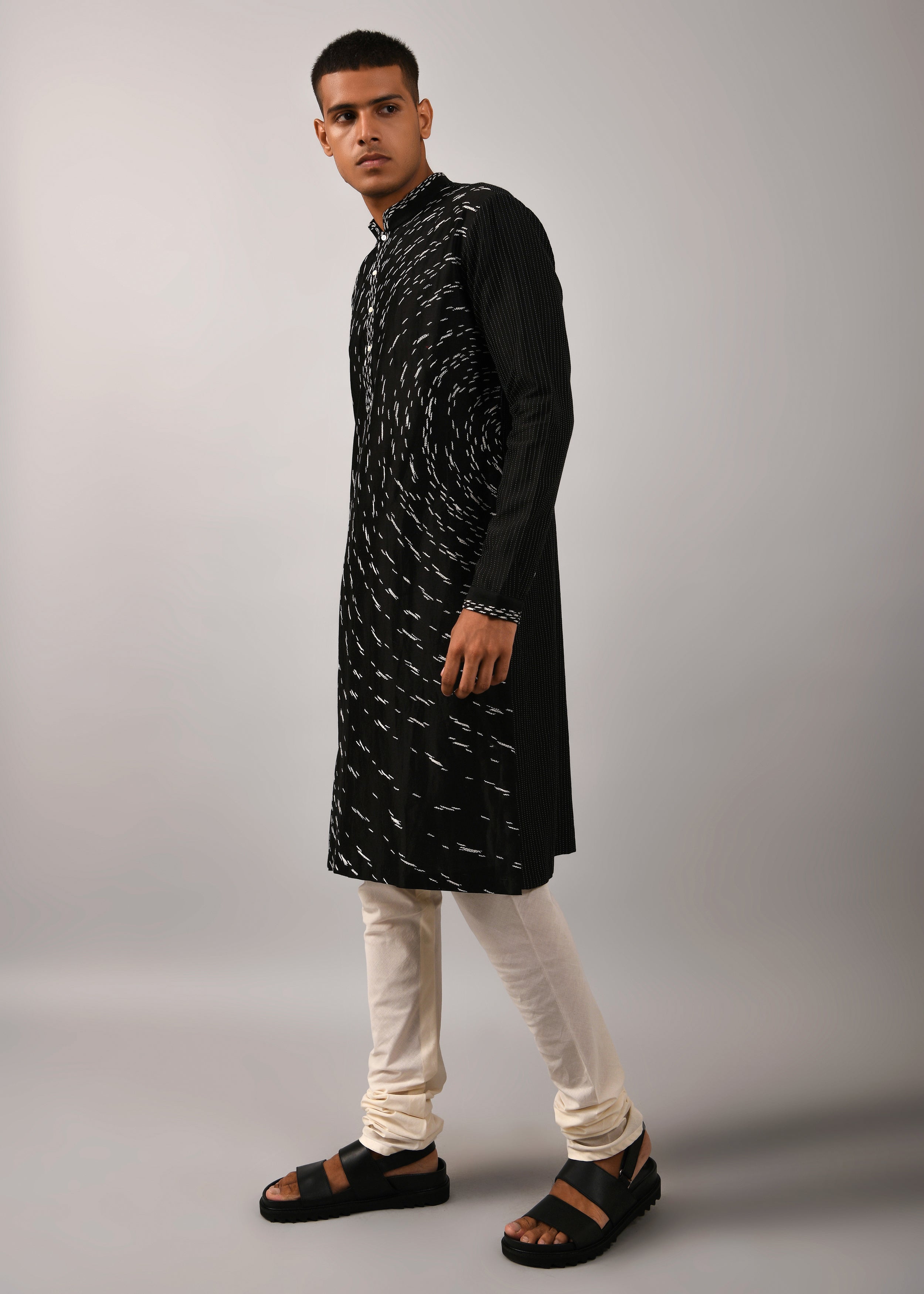 COUNTRYMADE Kurtas Shooting Star Embroidered Kurta Set ensemble noir 2 pièces