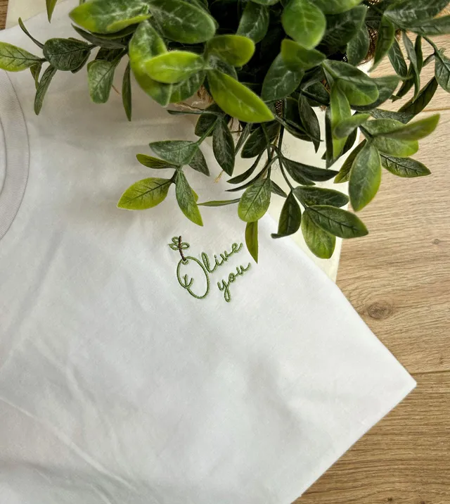 Juste Un T-shirt T-shirts Brodés Olive You t-shirt coton bio