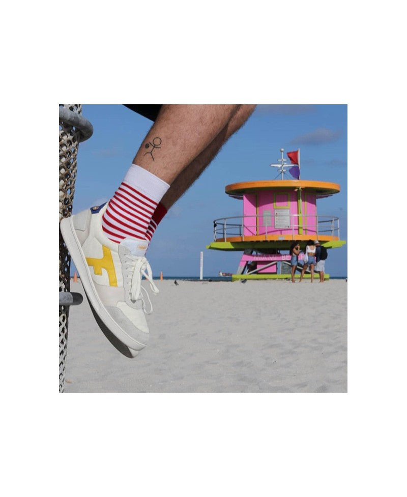 Juste Un T-shirt Chaussettes x Socksocket Les Paulette chaussettes dépareillées rayées coton