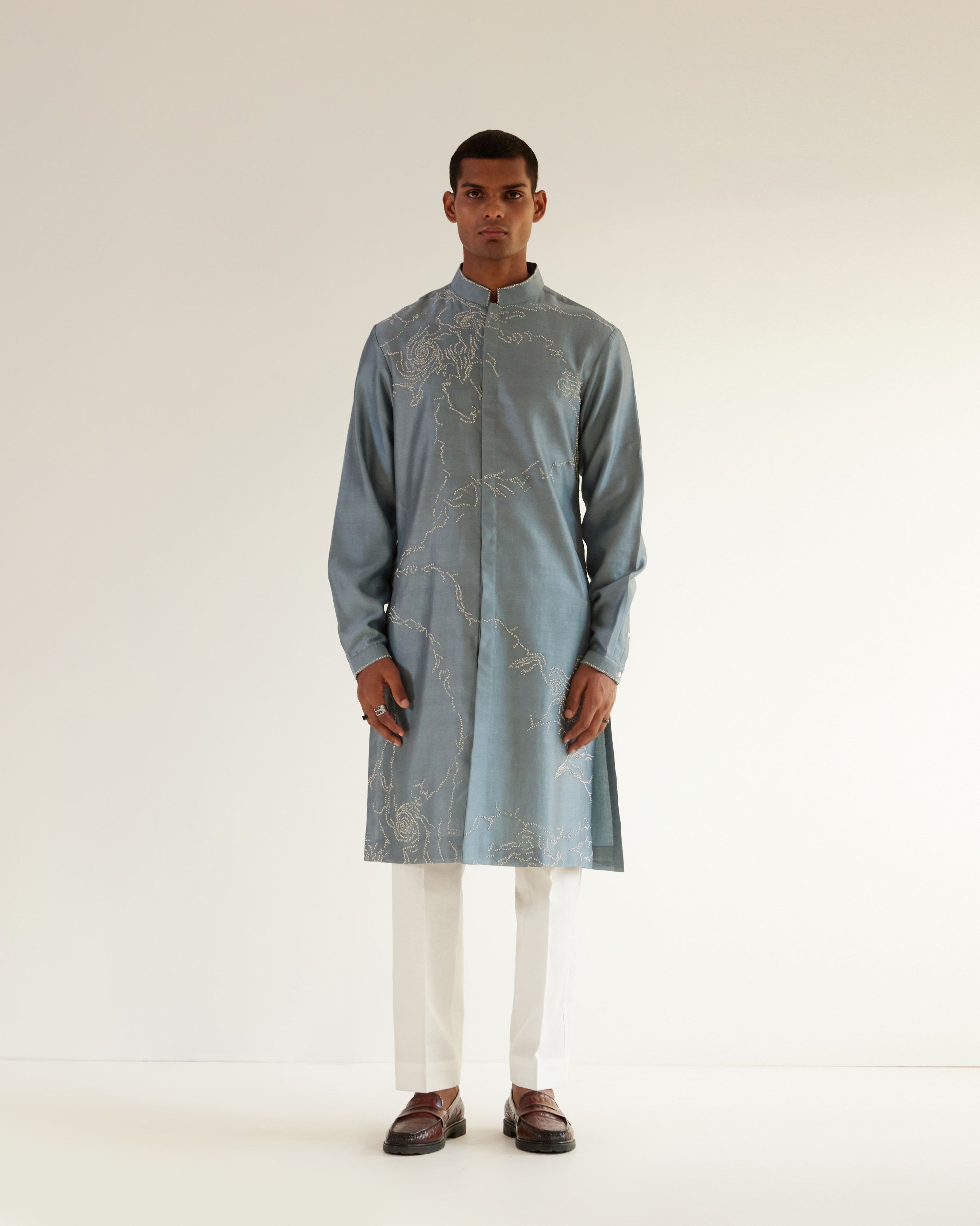 COUNTRYMADE Kurtas Black Hole Embroidery Kurta Set kurta bleu poudre brodé