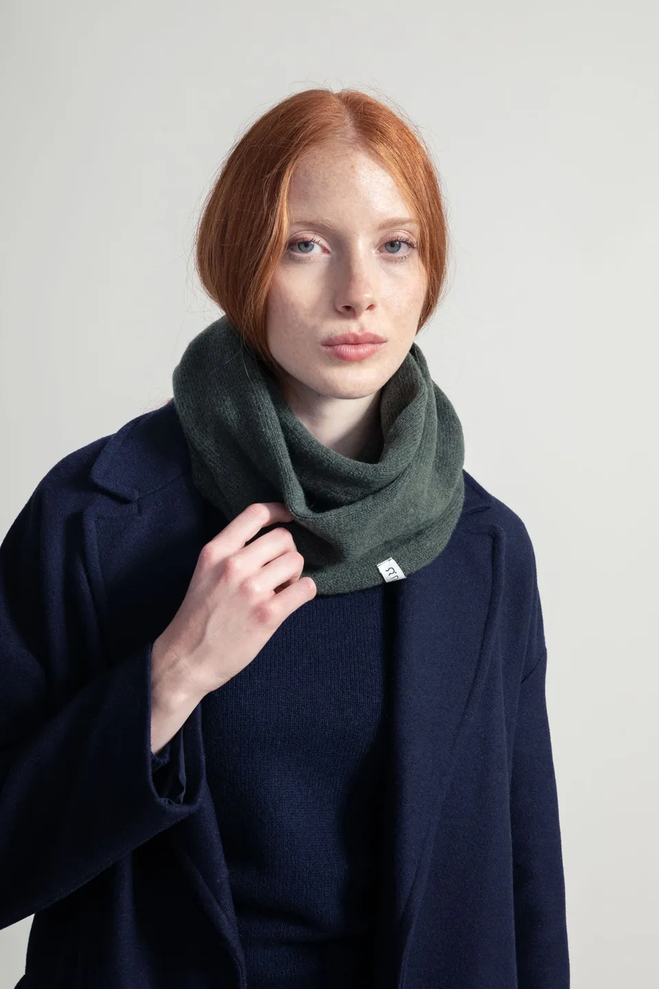 Sourire Multicolore Foulards et Echarpes Tour de cou Mima snood vert forêt laine recyclée