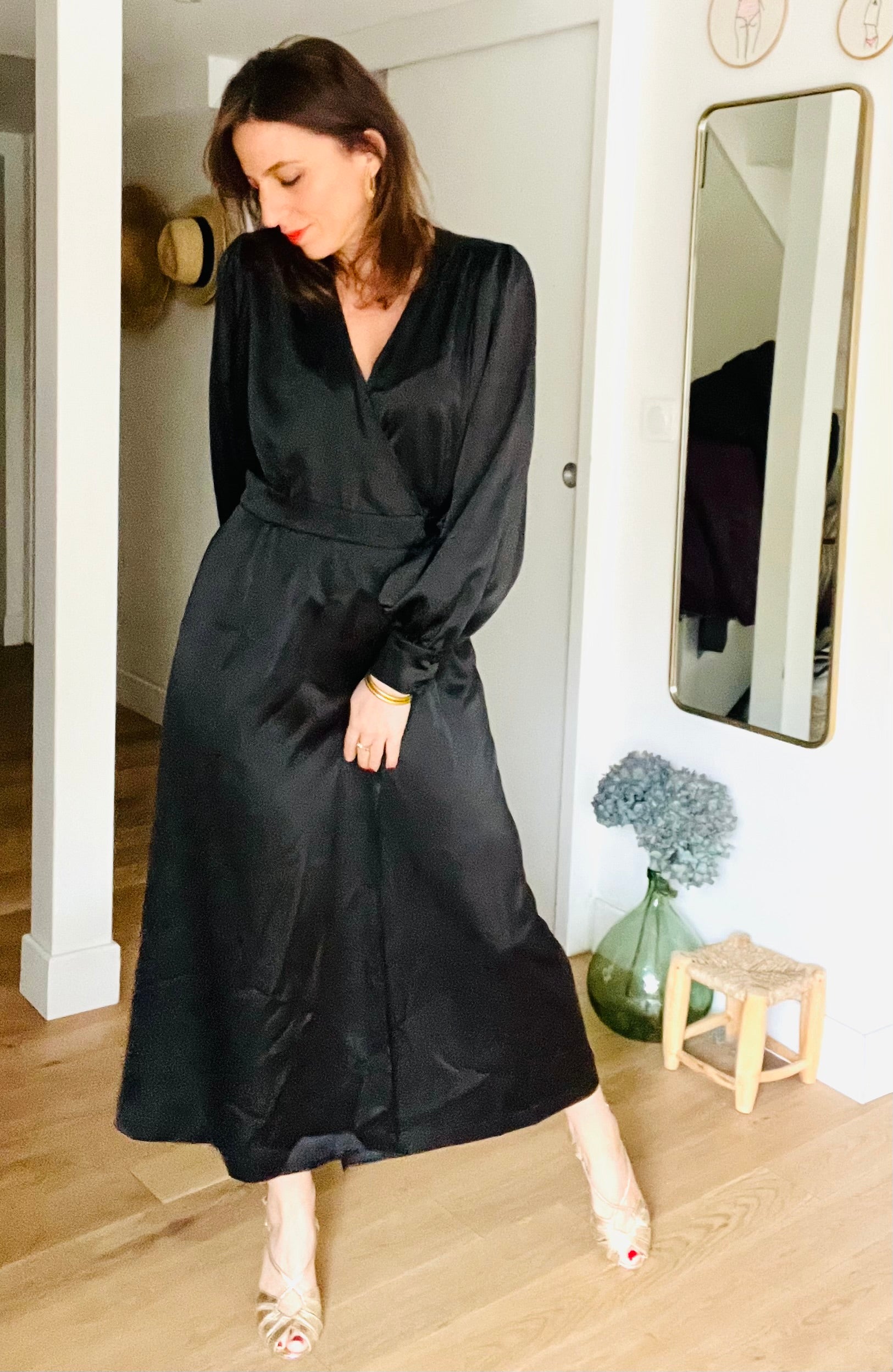 PANTRUCHE Robes Robe MINUIT noir robe longue portefeuille satinée