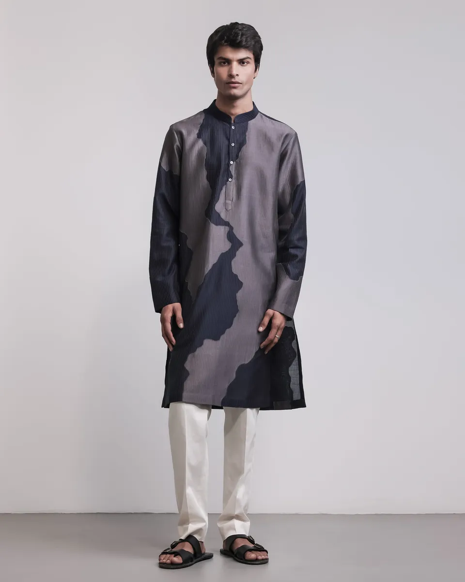 COUNTRYMADE Kurtas Torn Canvas Appliqué Kurta Set ensemble kurta brodé