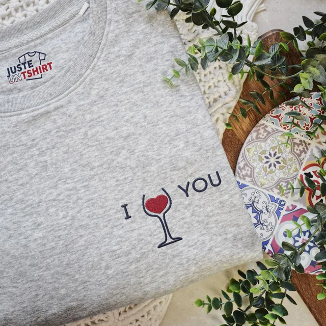 Juste Un T-shirt Sweats Brodés Sweat Brodé I Love you rose amour