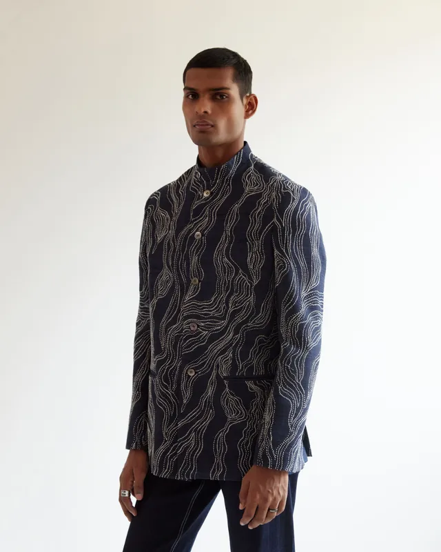 COUNTRYMADE Nehru Jackets Infinity hand-embroidered Bandhgala veste bleu marine en soie