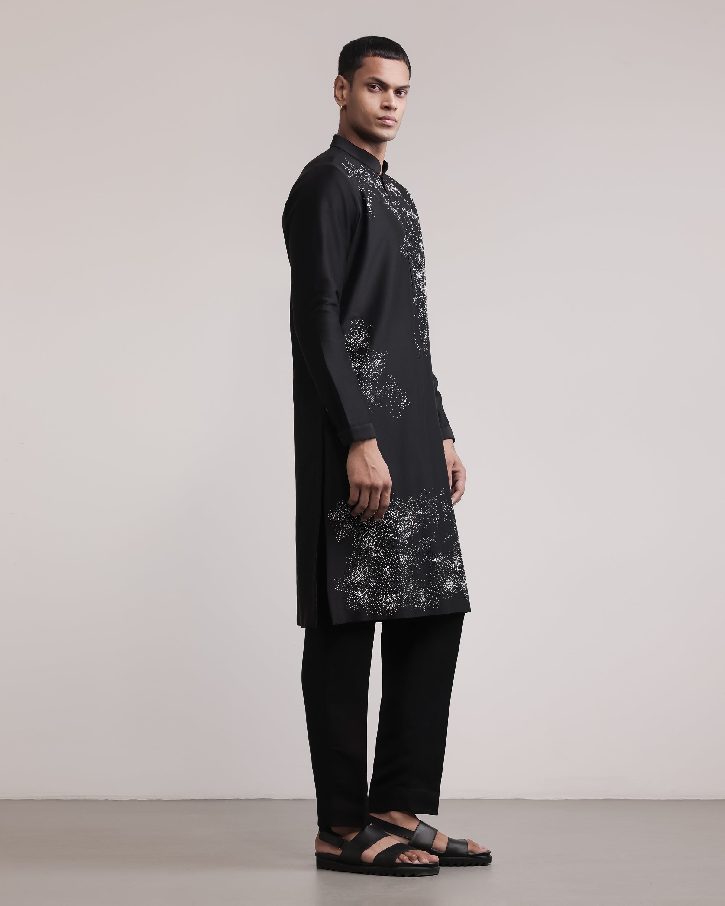 COUNTRYMADE Kurtas Residual Scattered Stitches Kurta Set, ensemble brodé