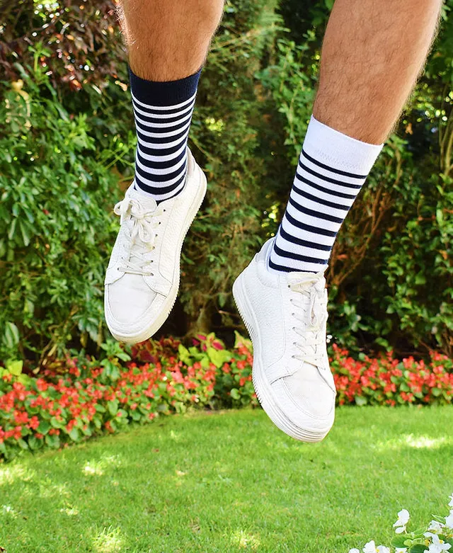 Juste Un T-shirt Chaussettes x Socksocket Les Marcel chaussettes 36/40 dépareillées