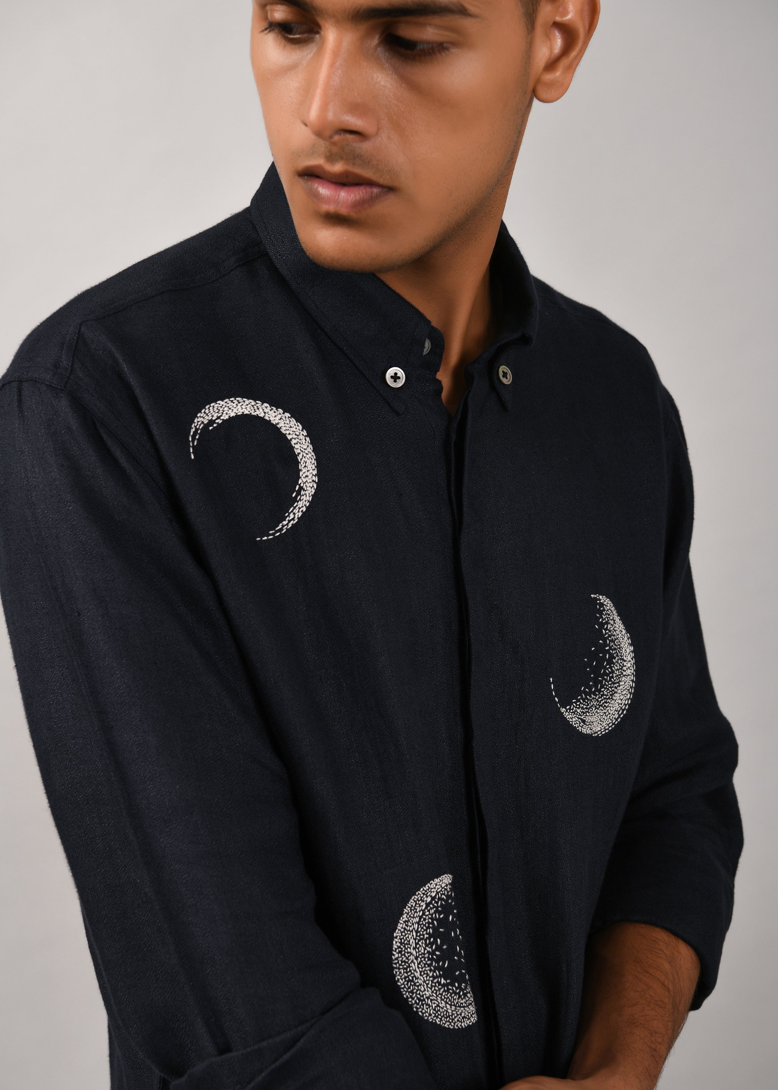 COUNTRYMADE Shirts Moon Shirt chemise noire brodée