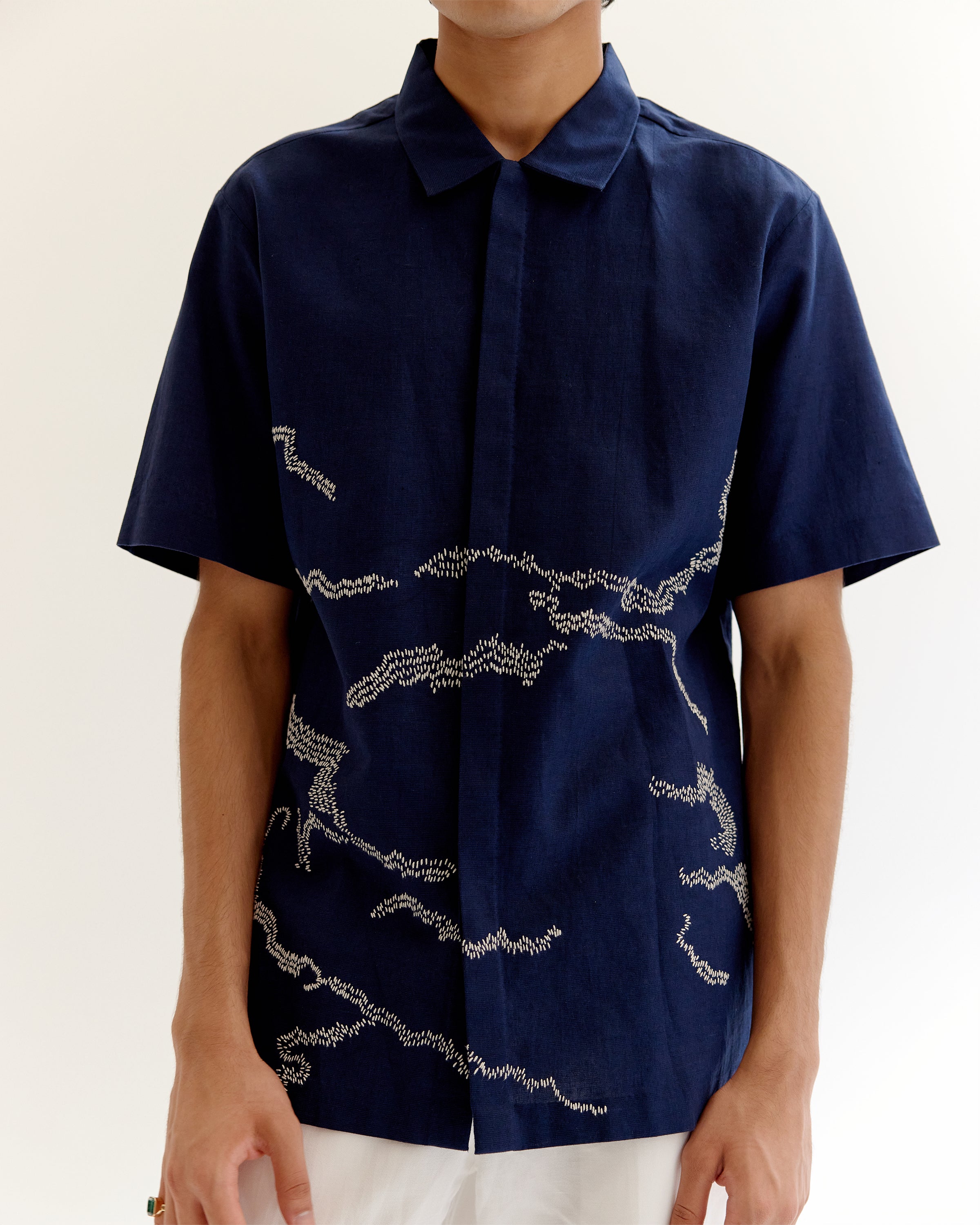 COUNTRYMADE Shirts Trail marker Half Shirt chemise en lin brodée