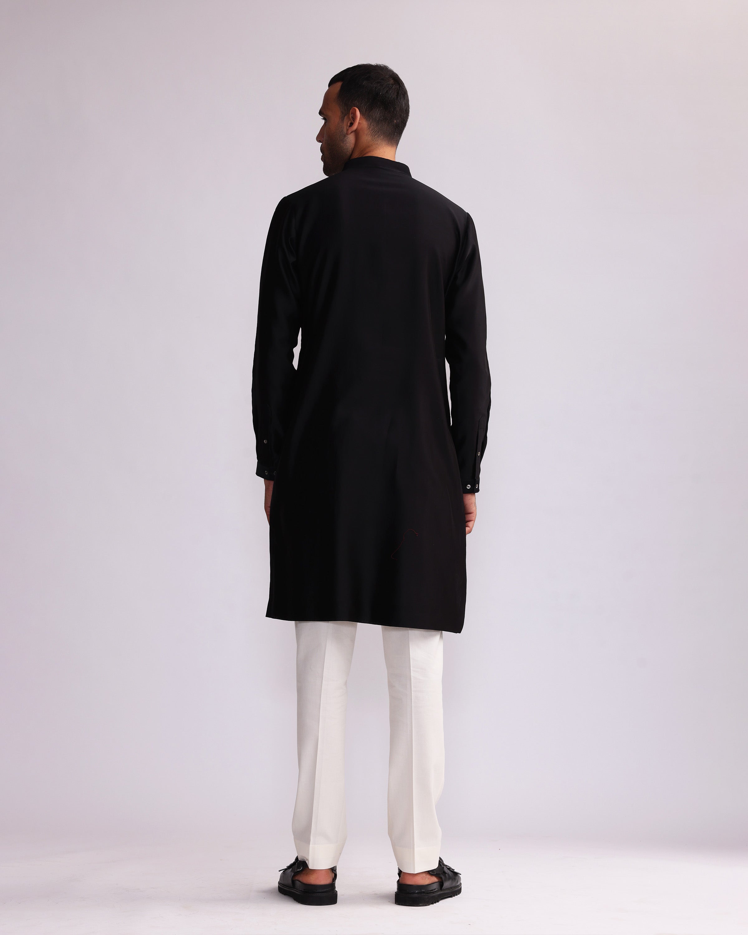 COUNTRYMADE Kurtas Contour Line Pin Tucks Embroidered Kurta Set brodé 2 pièces