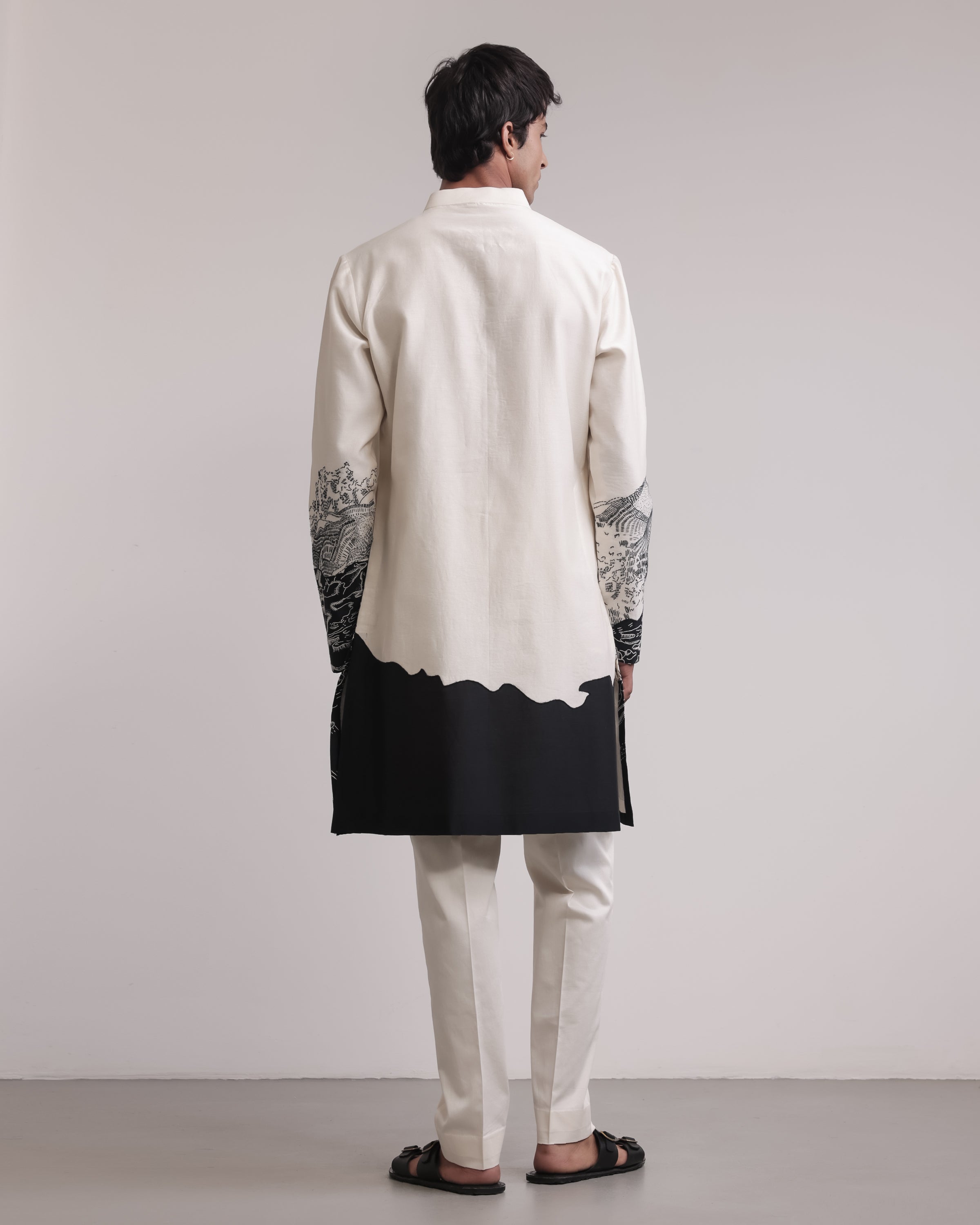 COUNTRYMADE Kurtas No Man’s Land Kurta Set kurta 2 pièces en soie Chanderi