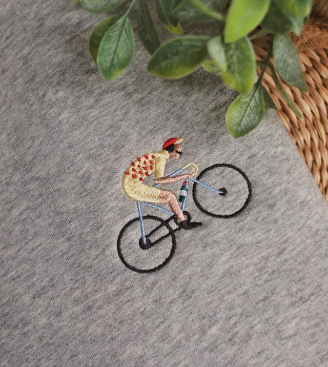 Juste Un T-shirt Sweats Brodés Le Tour mon Amour sweat vélo tailles et couleurs au choix