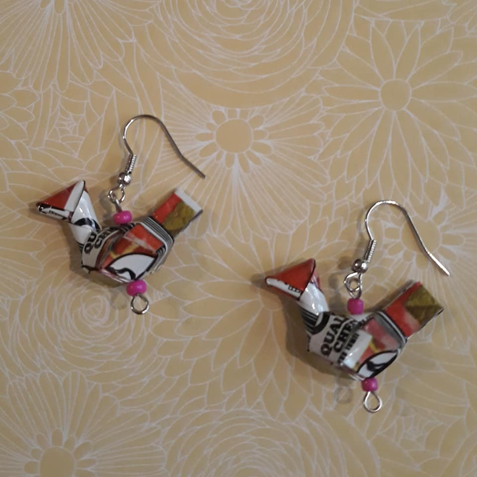Sourire Multicolore Boucles d’oreilles oiseaux vert et blanc