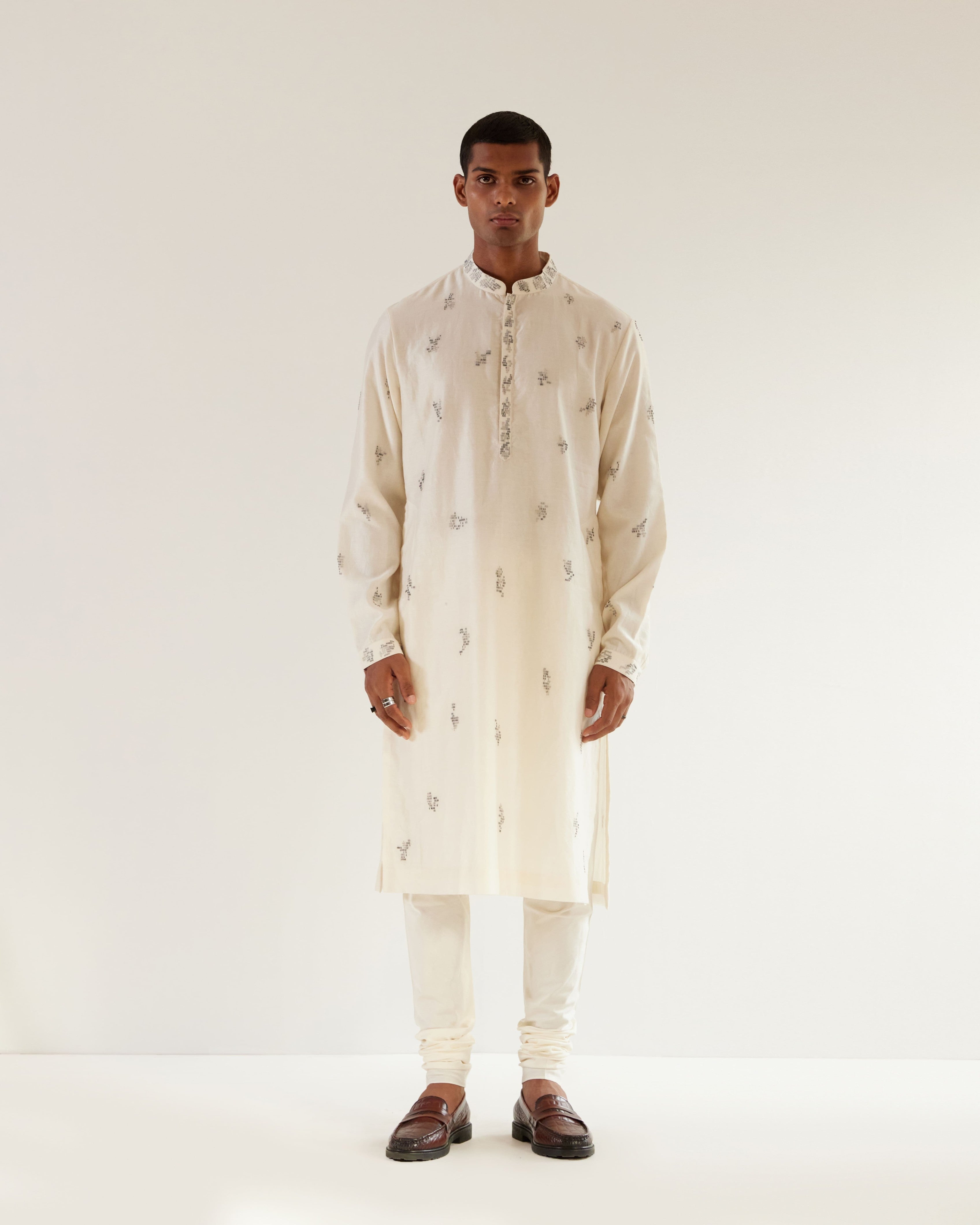 COUNTRYMADE Kurtas Camo Motif Hand Embroidered Kurta Set ivoire