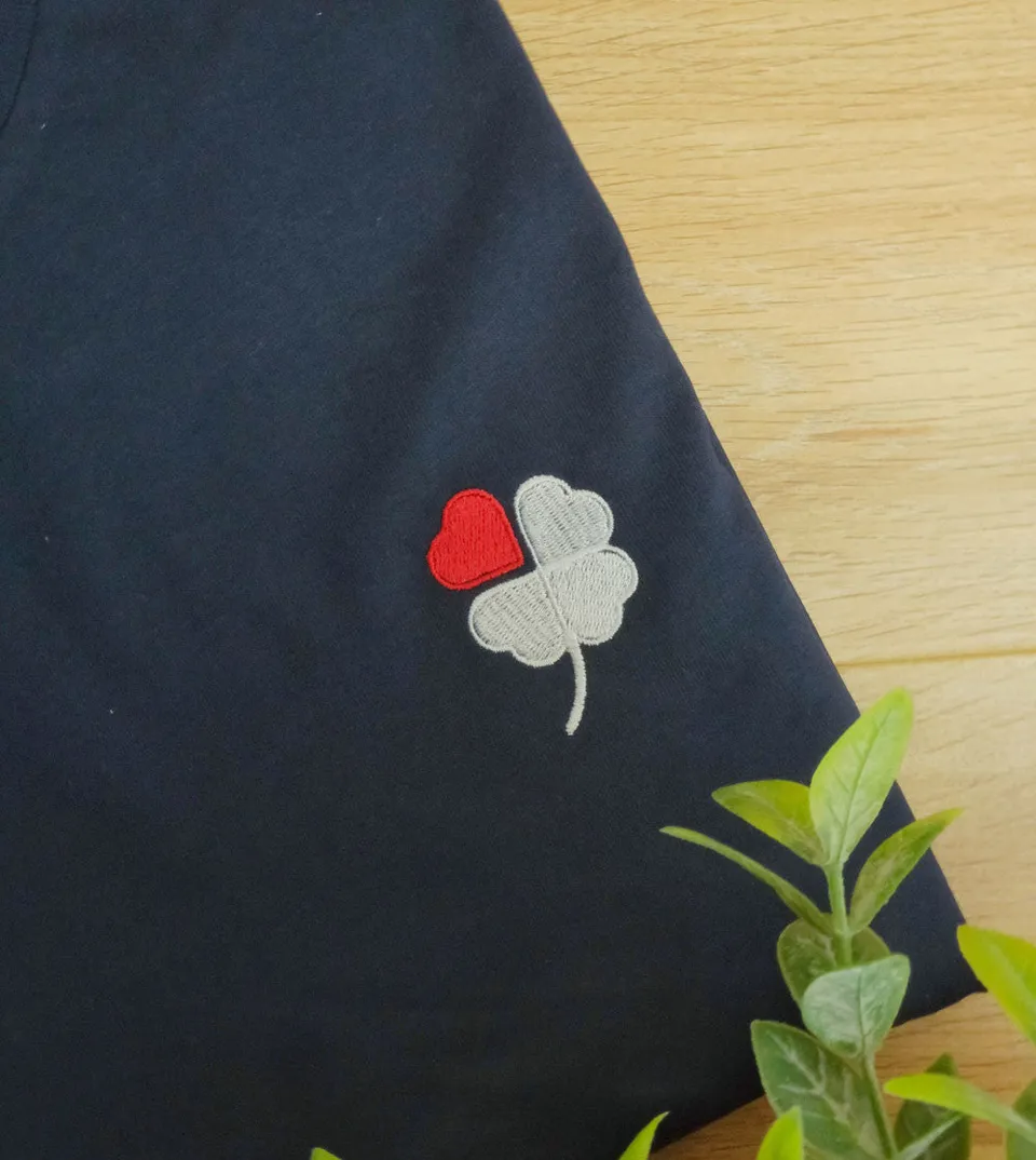 Juste Un T-shirt T-shirts Brodés Trèfle à 4 coeurs T-shirt blanc