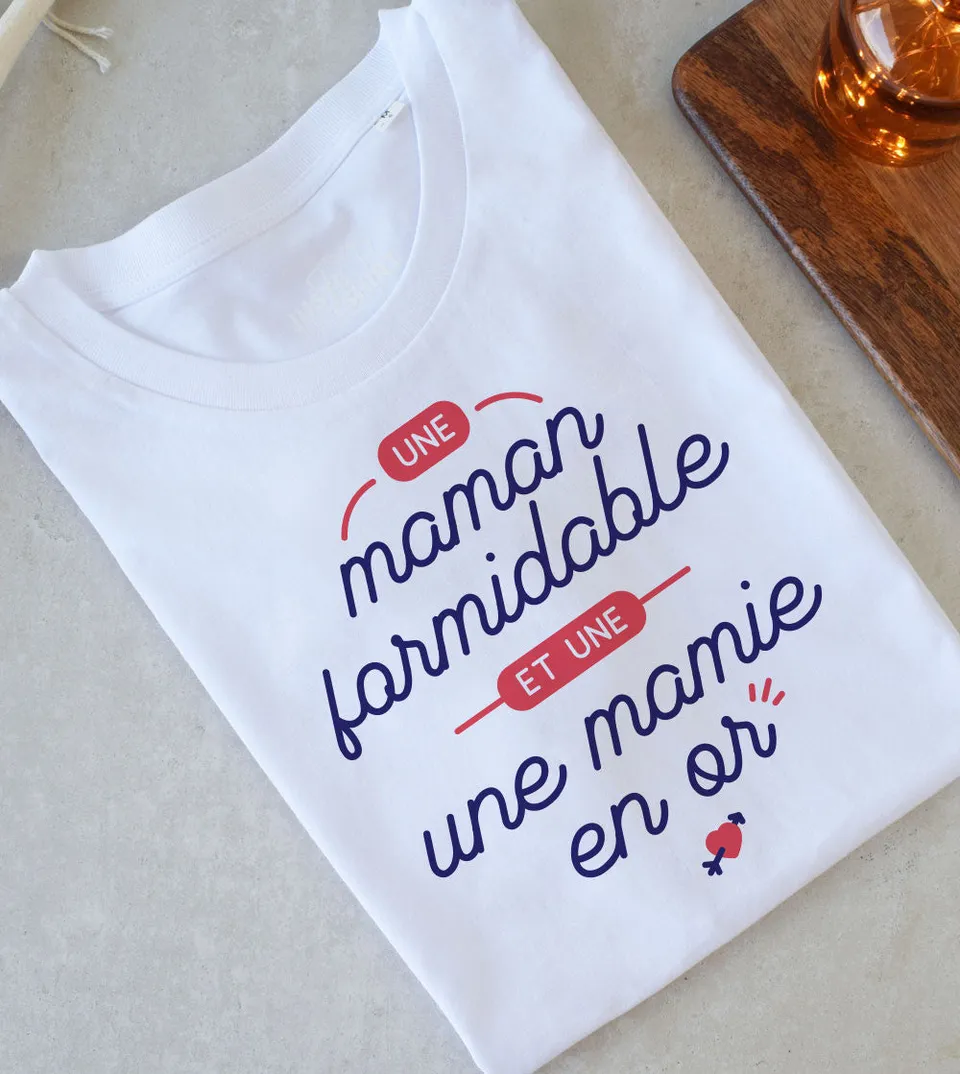 Juste Un T-shirt T-shirts Imprimés Une maman et une Mamie en or t-shirt imprimé