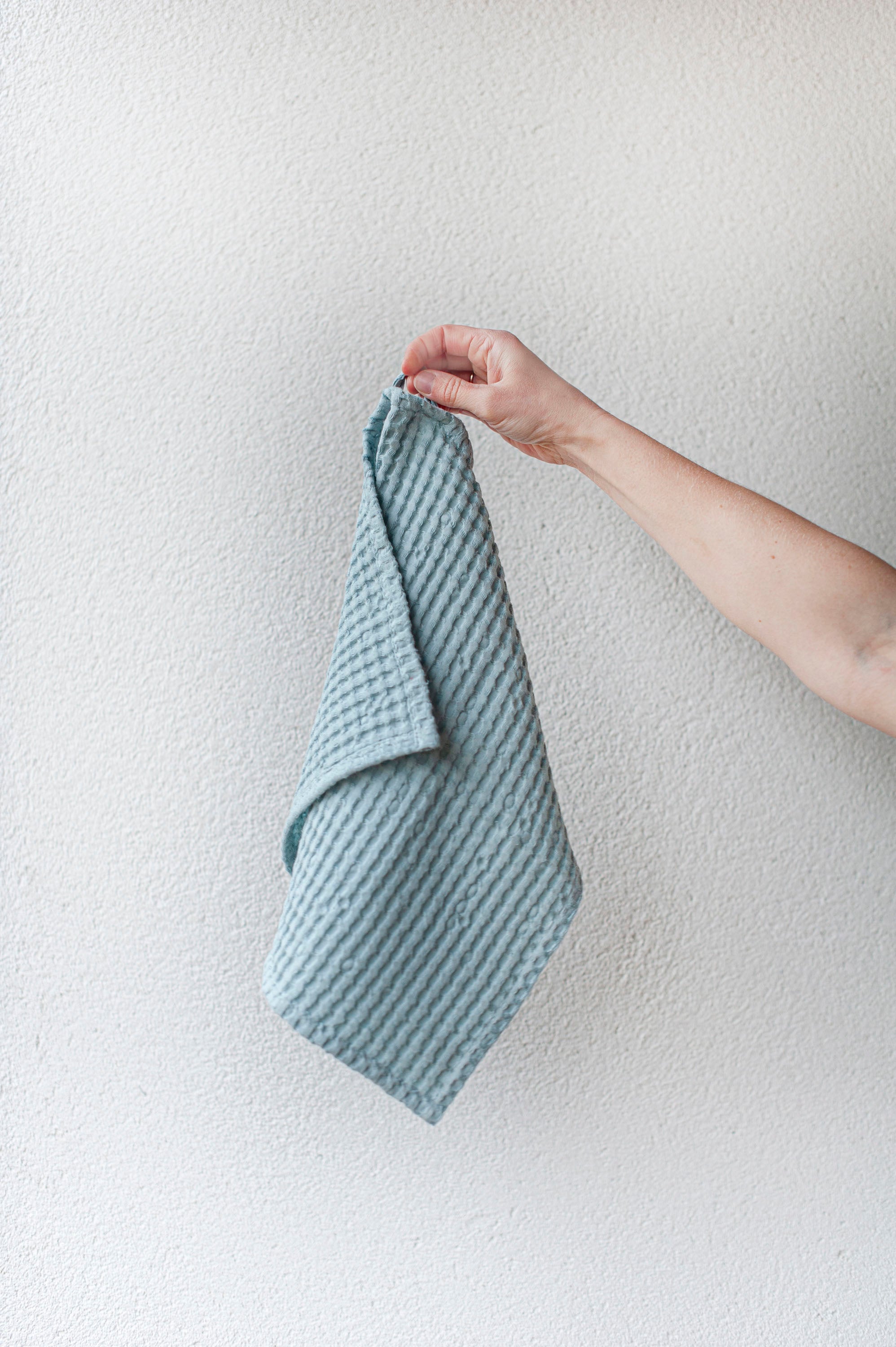Laumė linen Home Edit Serviette visage gaufrée en lin et coton bleu ciel