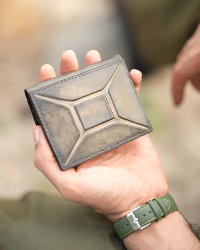 COUNTRYMADE Countrymade Leather Goods Jerry Can Flip Wallet portefeuille cuir
