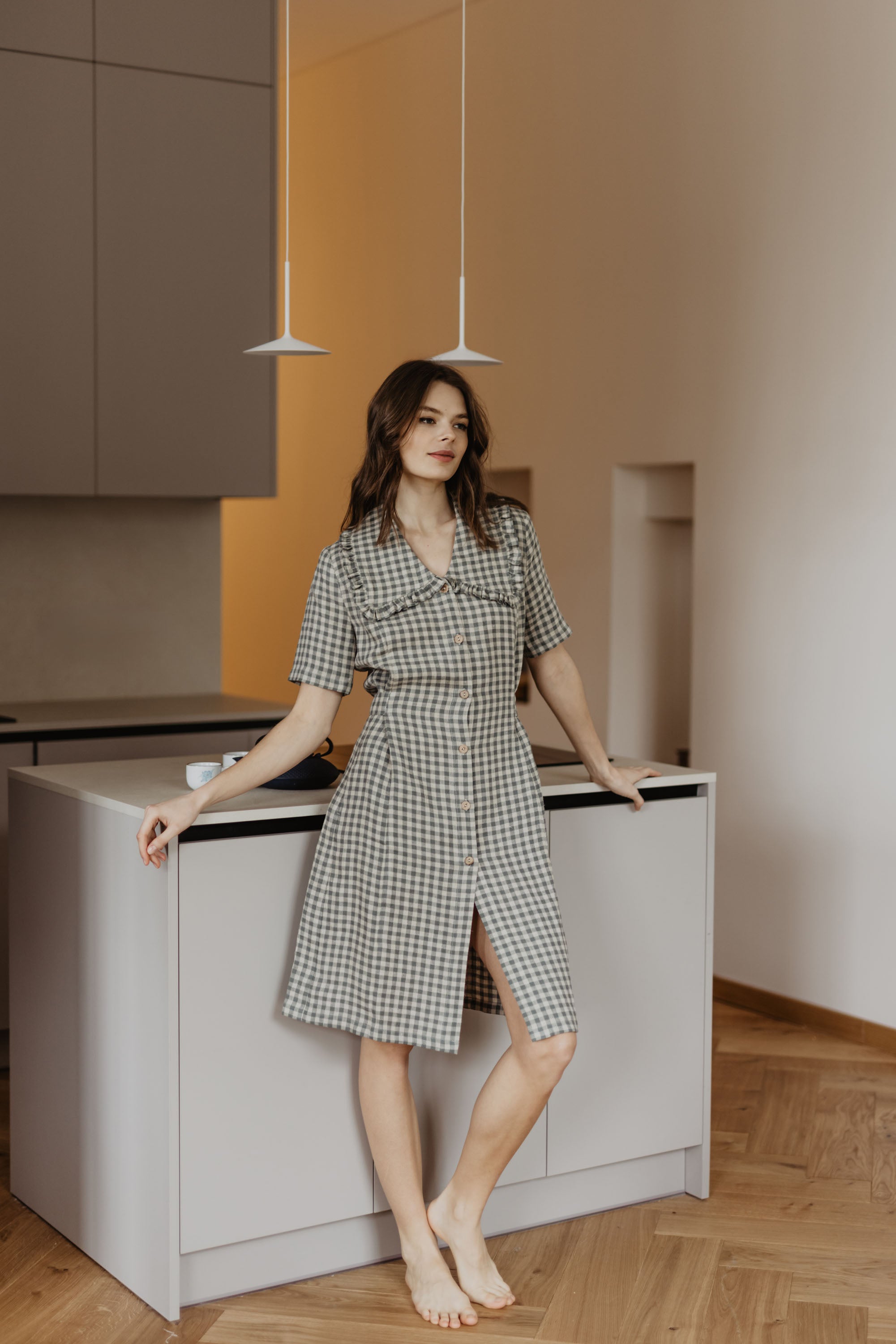 Laumė linen Linen Dresses Melnrage robe en lin rose poudré, longueur midi