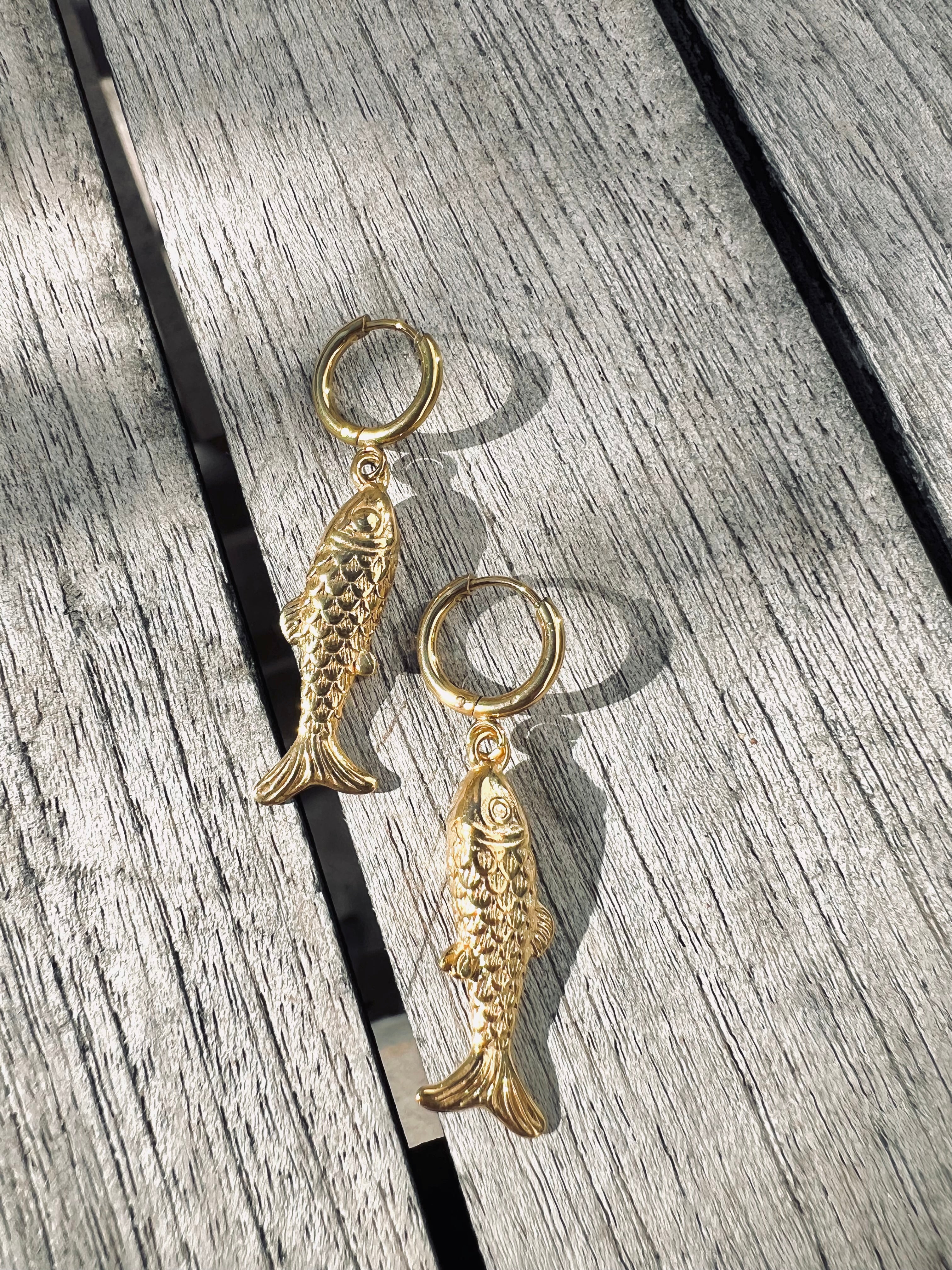 PANTRUCHE Boucles d'oreilles FISH poisson doré acier